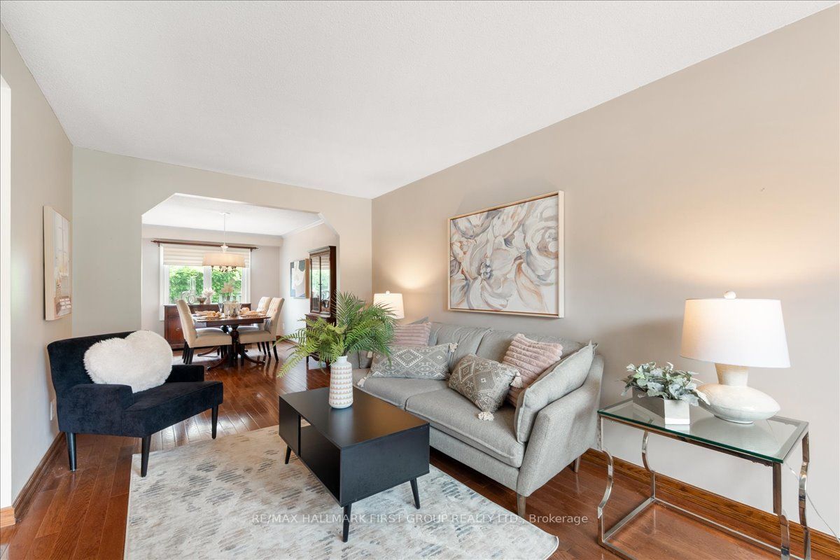 1276 Maple Ridge Drive