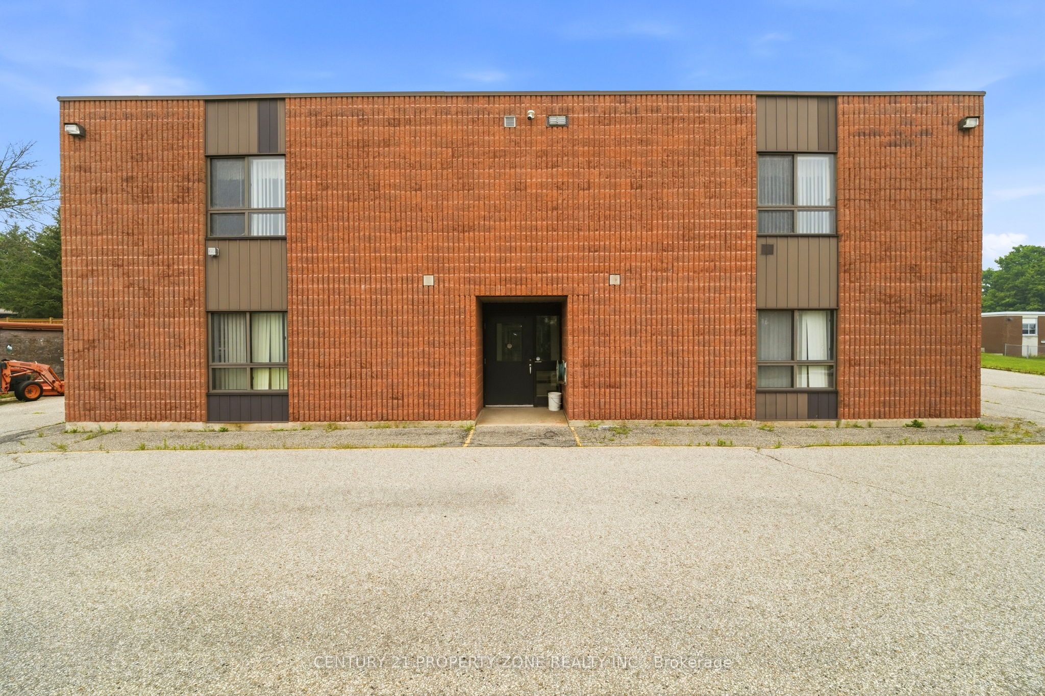 1360 Maryhill Road