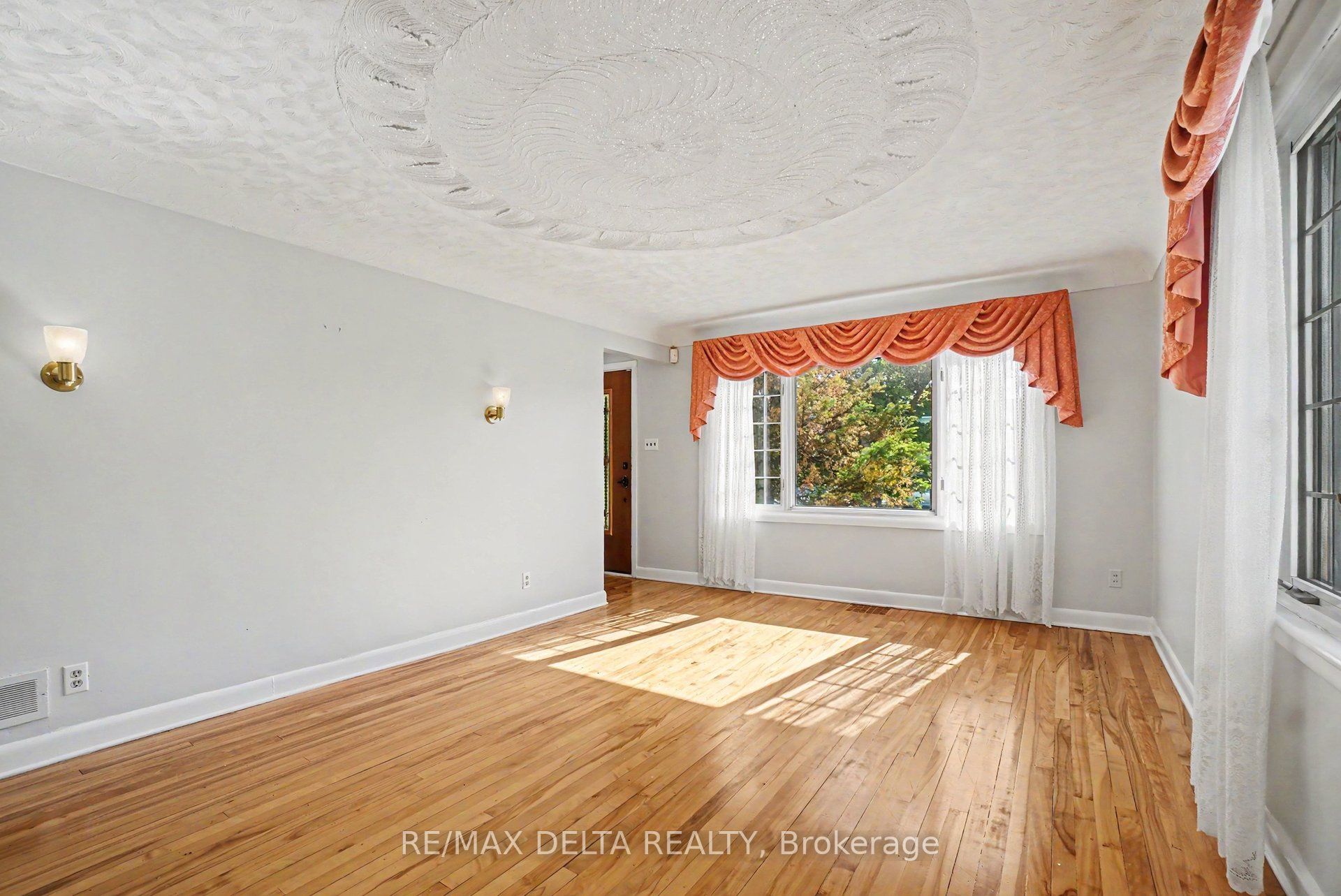 352 Lacasse Avenue