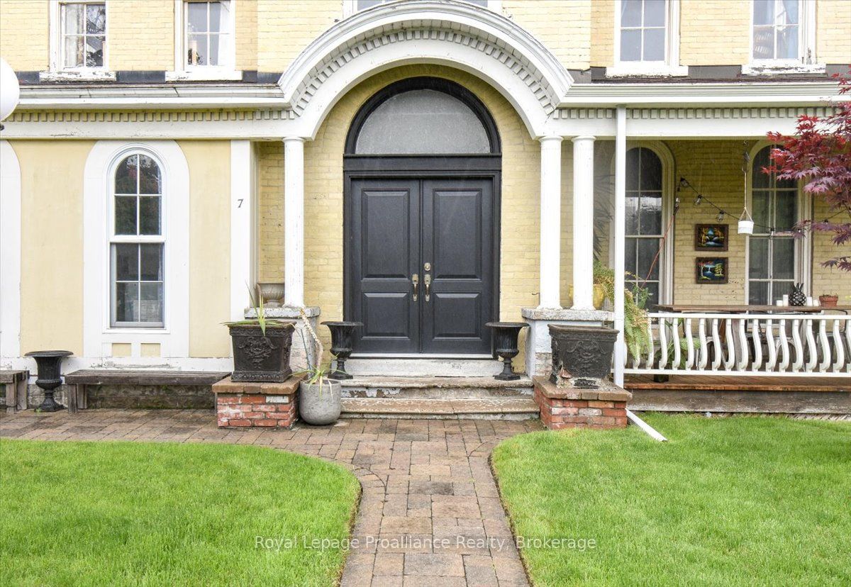 7 Marmora Street