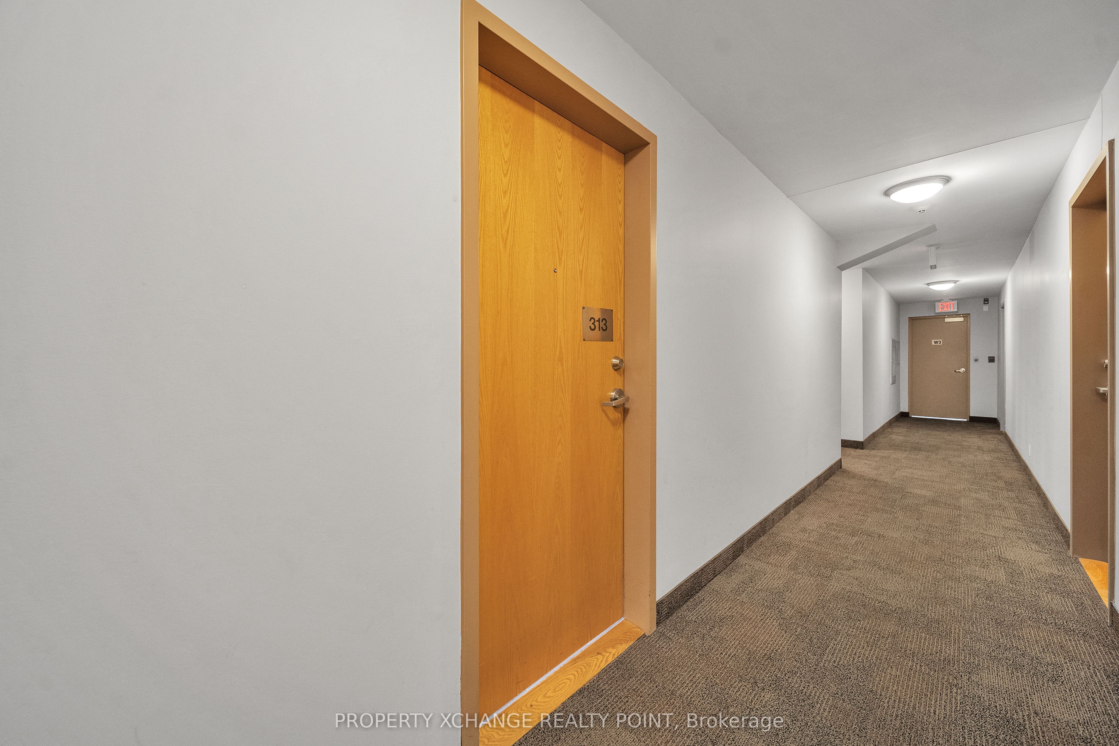 44 Bond Street W 313