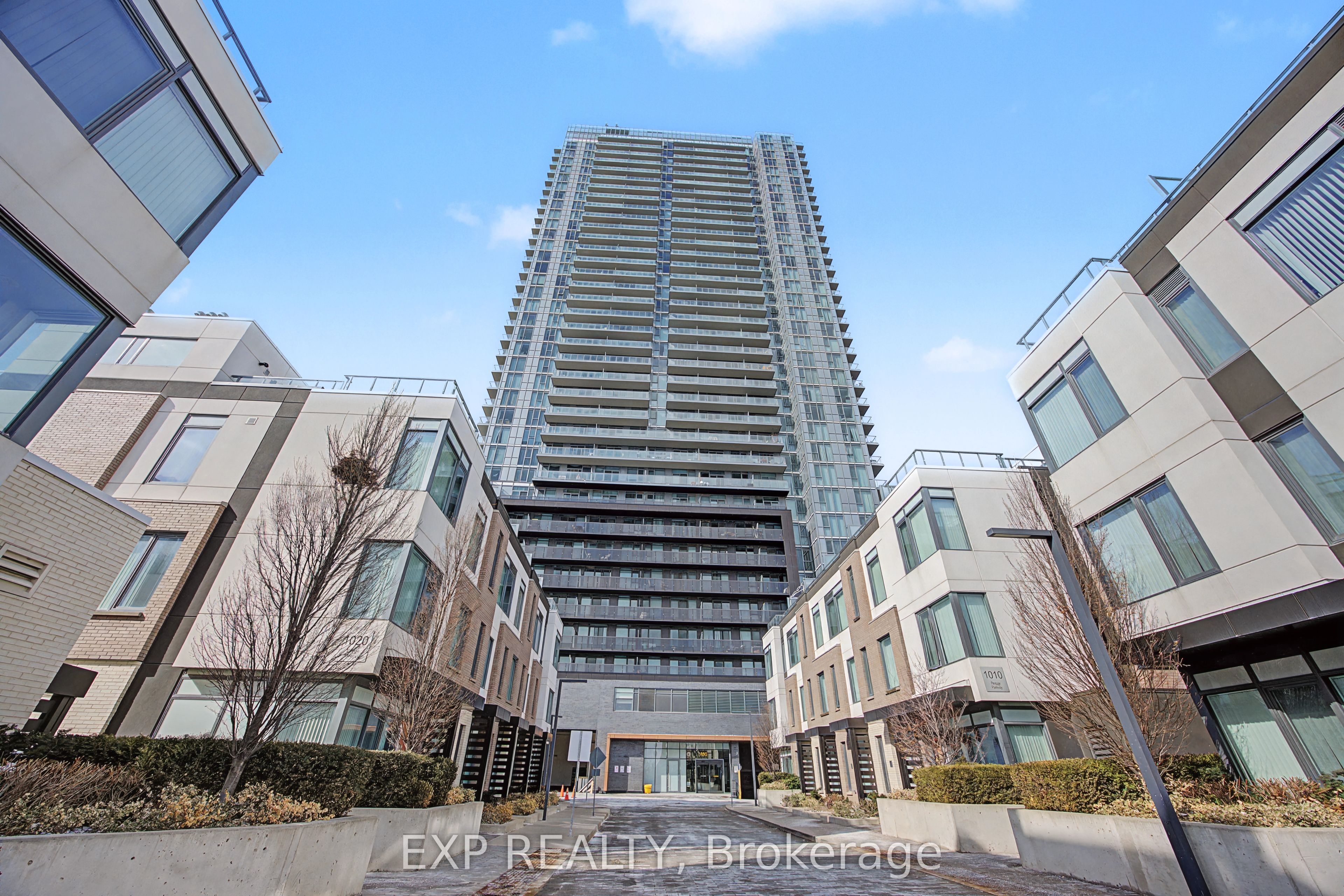 7895 Jane Street 309