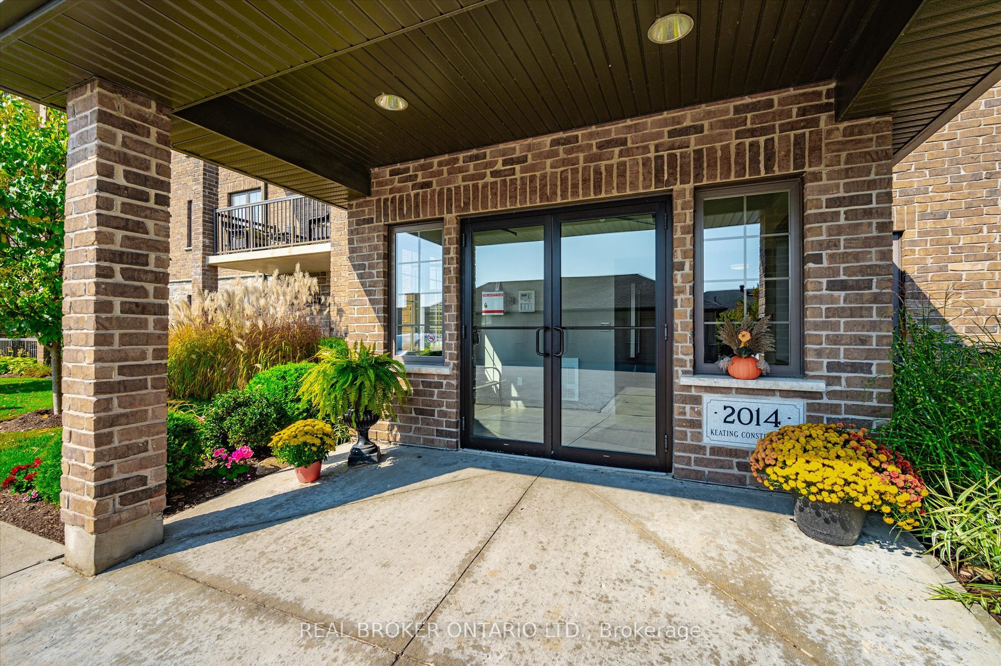 6492 Gerrie Road 408