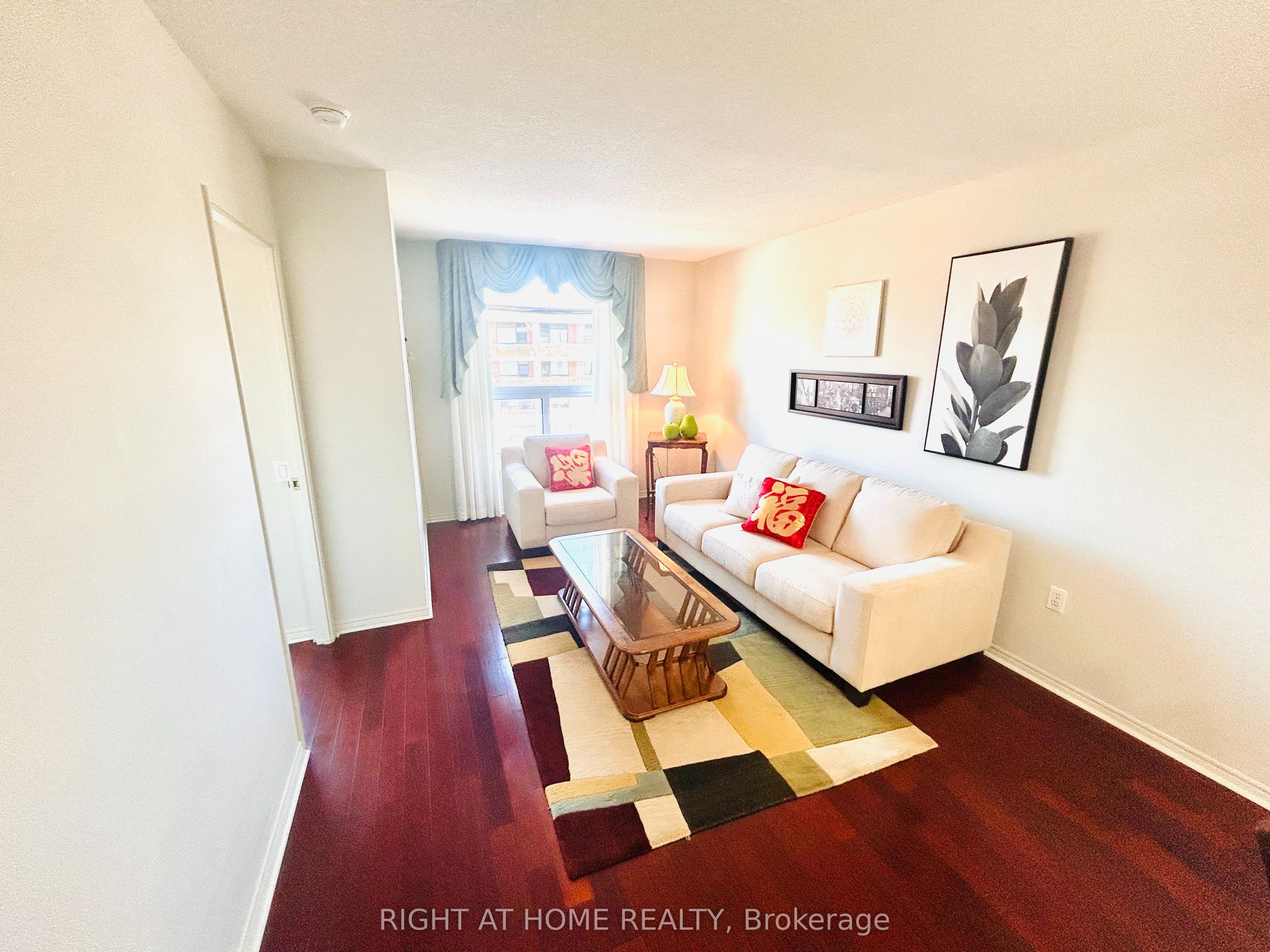 11 Thorncliffe Pk Drive 1009