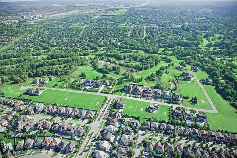 145 Parr Place Vaughan ON L4J 8L1