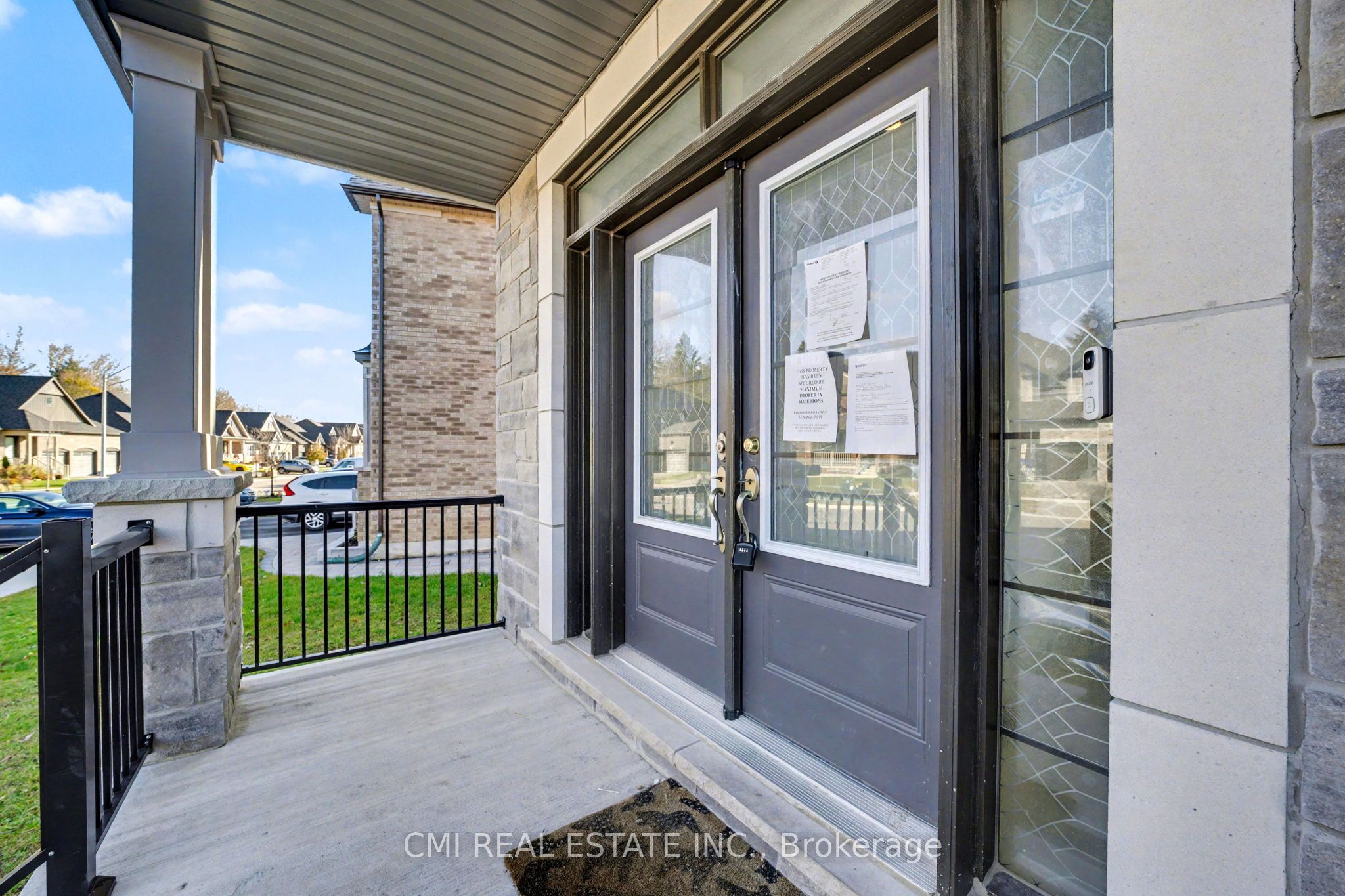 343 Northglen Boulevard W