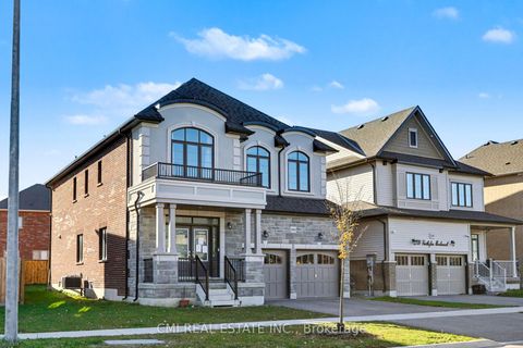 343 Northglen Boulevard W Clarington ON L1C 7E2