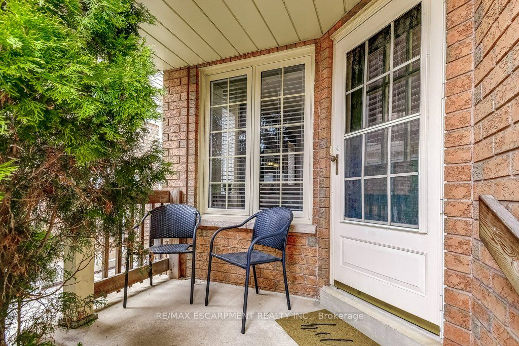 4 Harnesworth Crescent