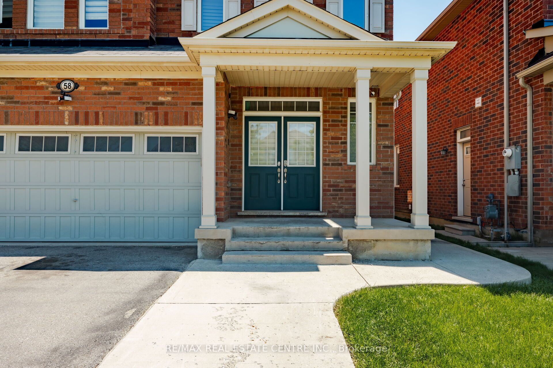 58 Seafair Crescent
