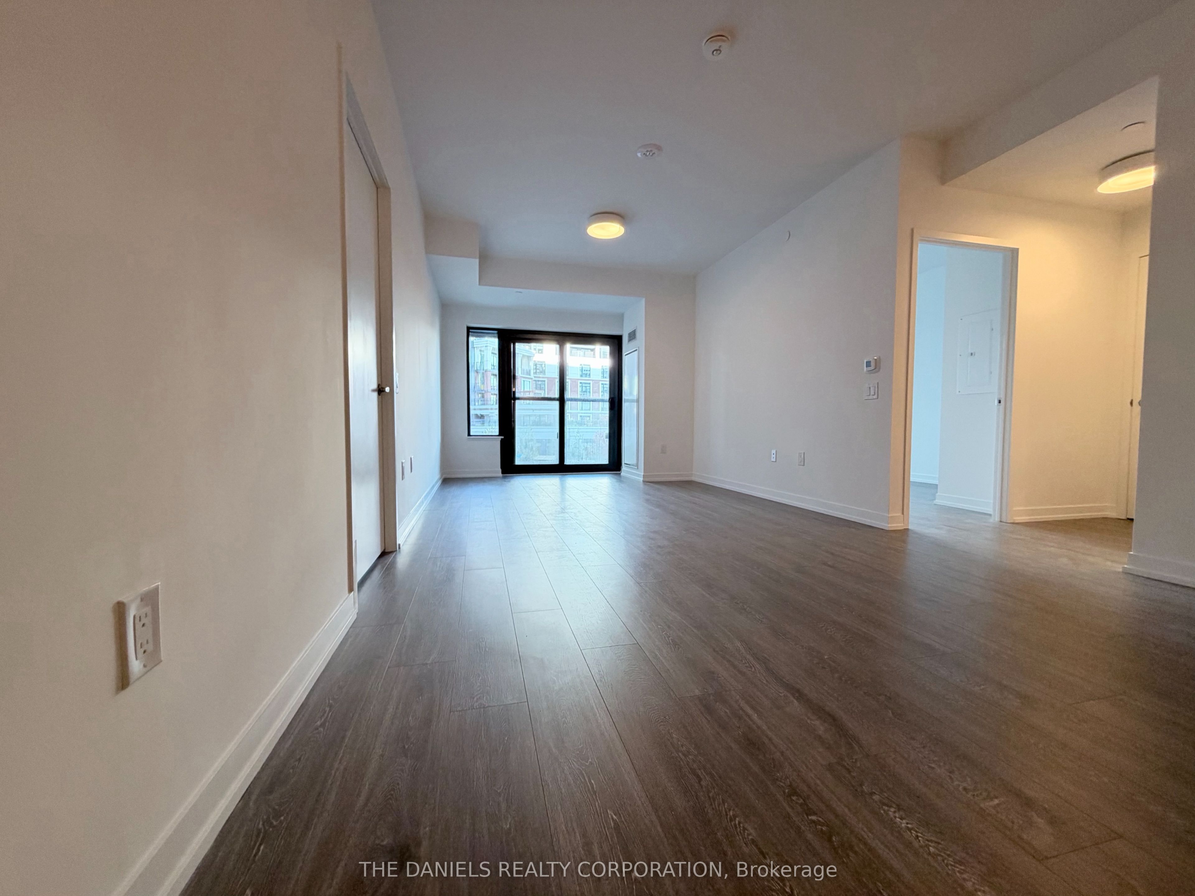 2485 Eglinton Avenue W 311