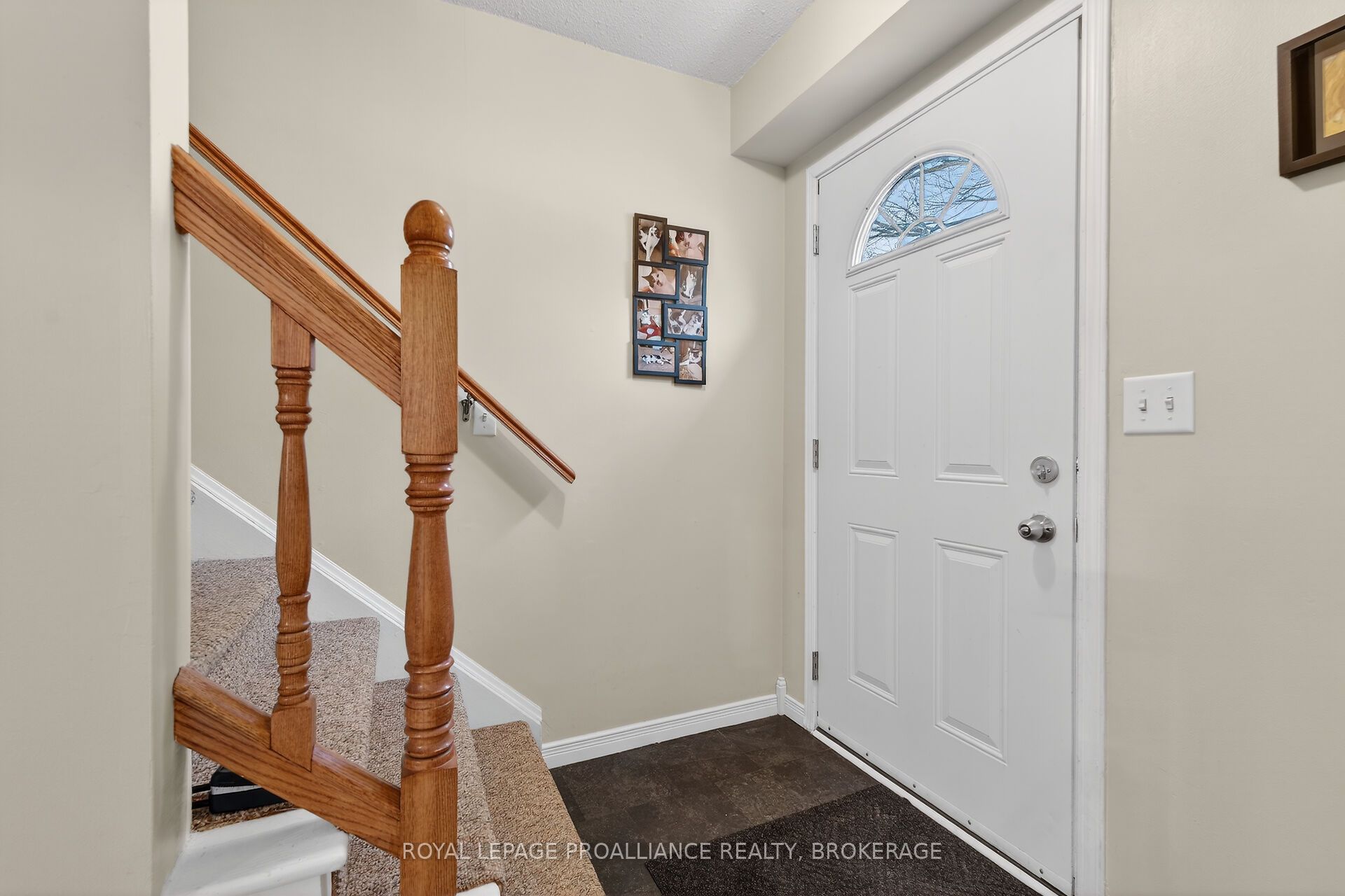 759 Somerset Crescent