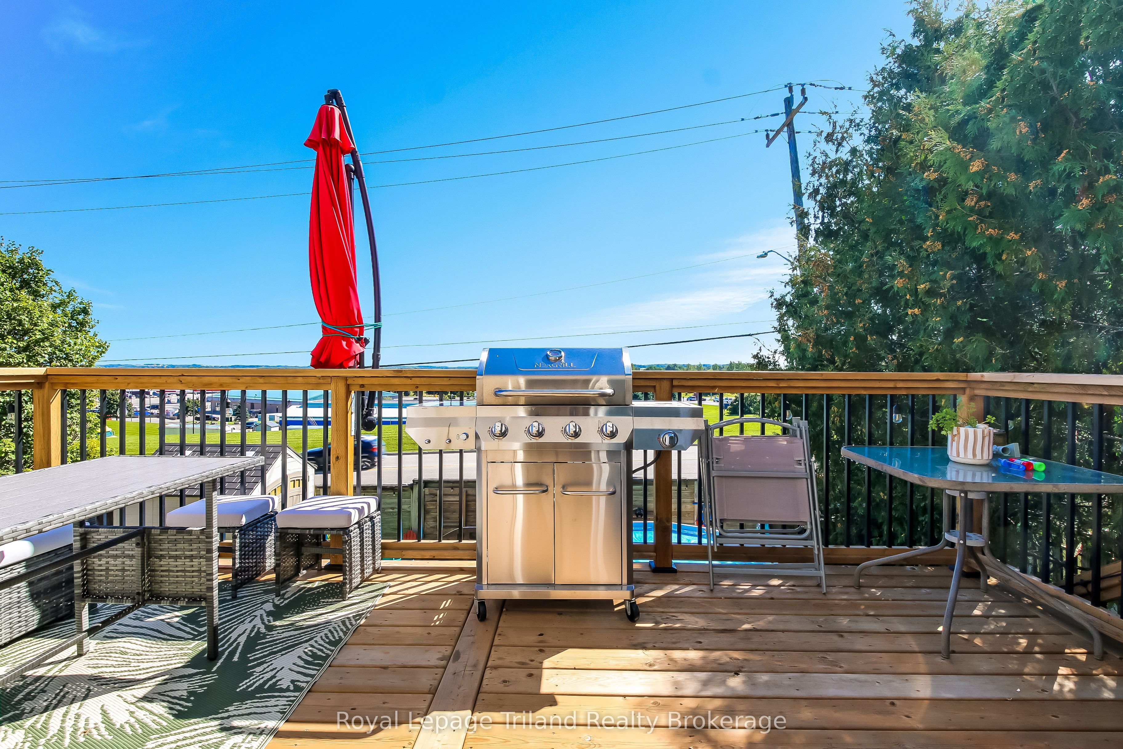 847 Hunters Gate Crescent