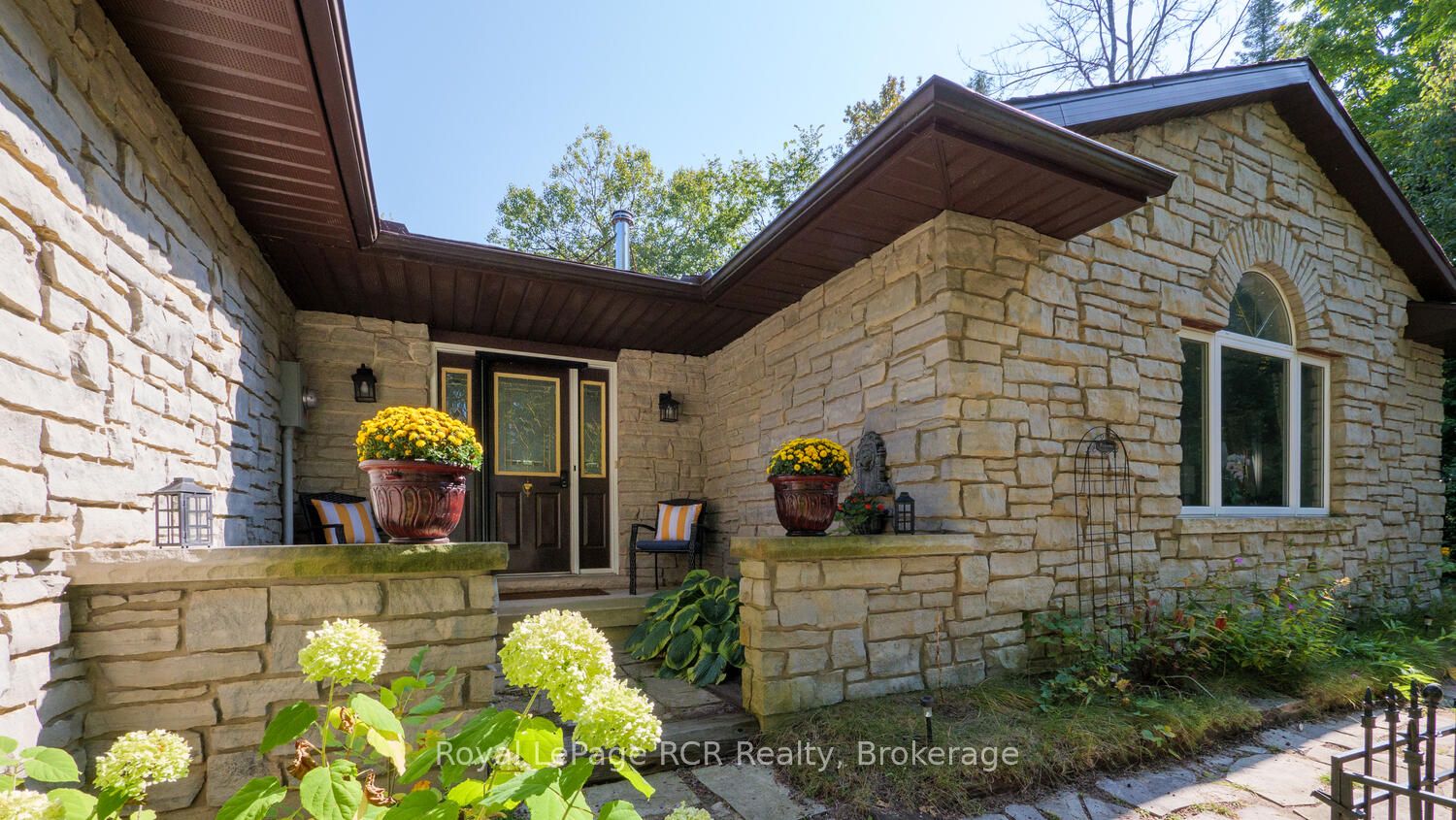 55 Shamrock Boulevard