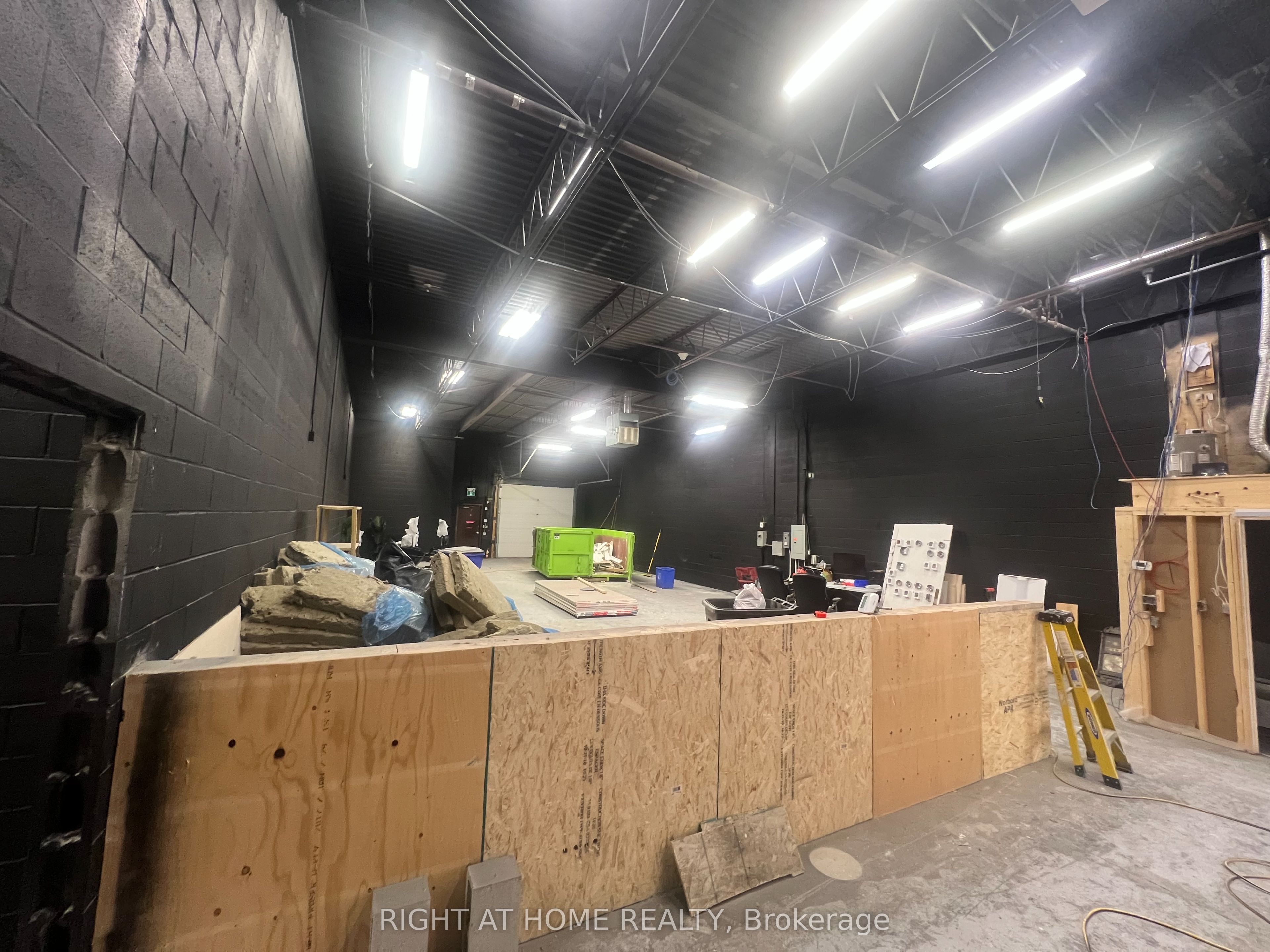 1895 Clements Road 127