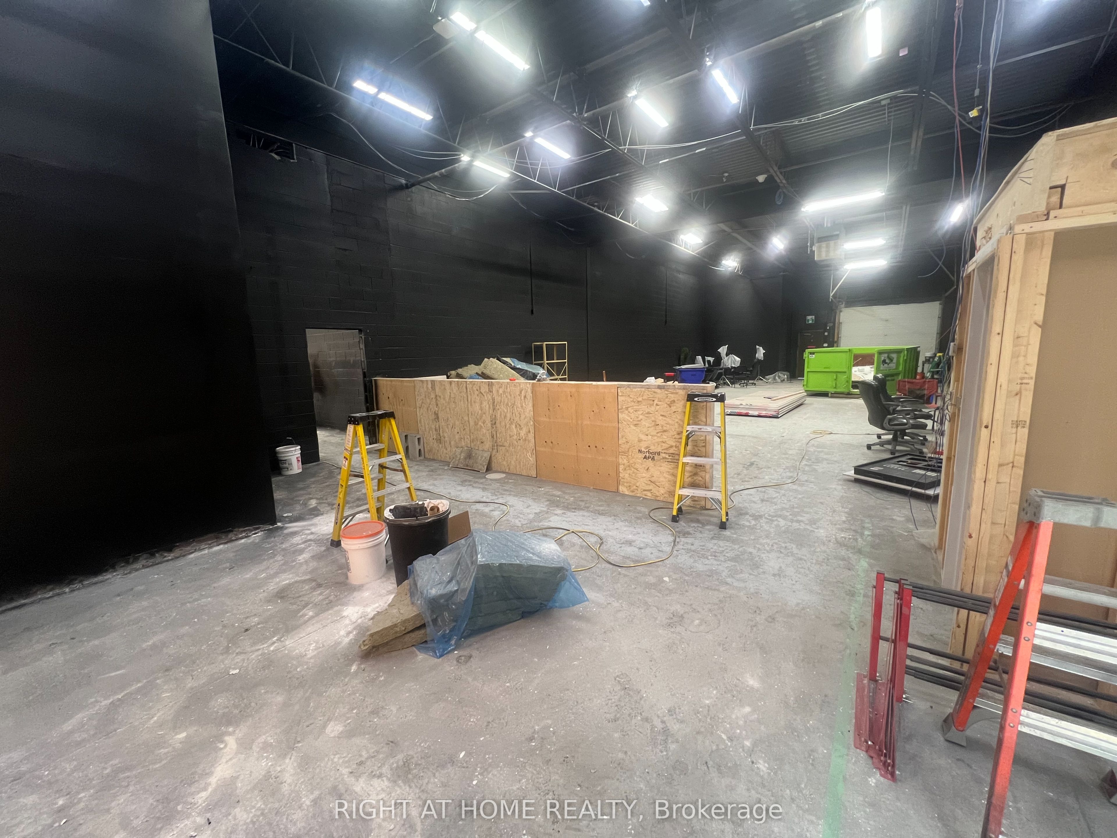 1895 Clements Road 127