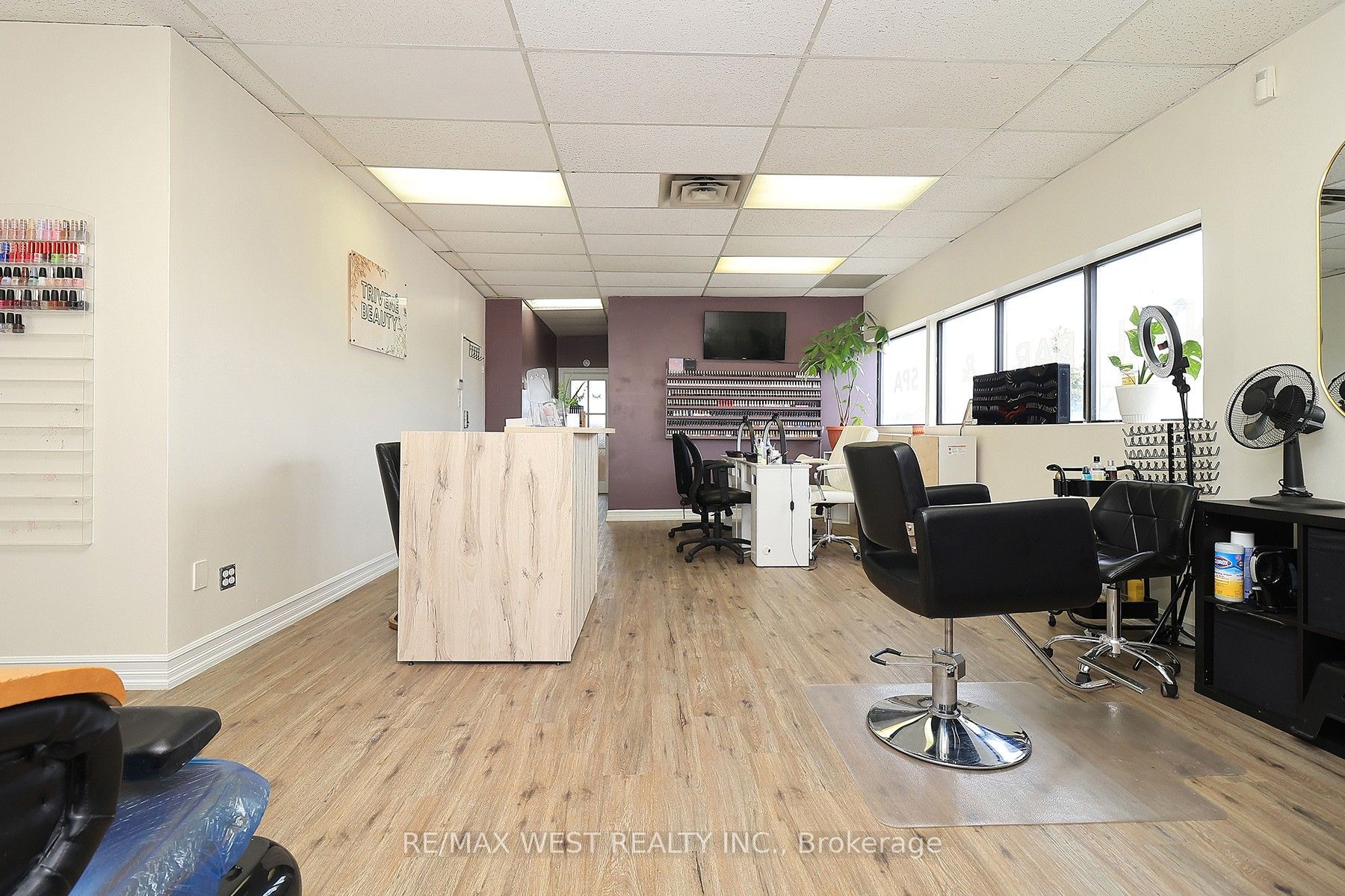 3702 Kingston Road 4-5