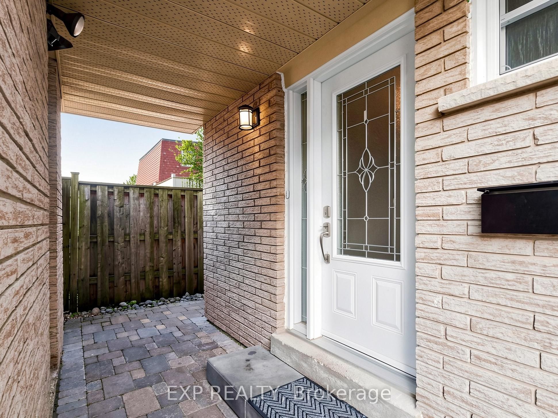 598 Stonebridge Lane