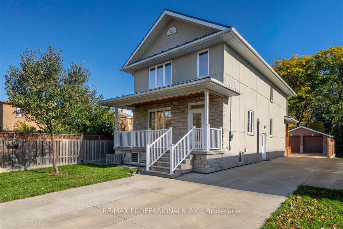 3 Gair Drive
