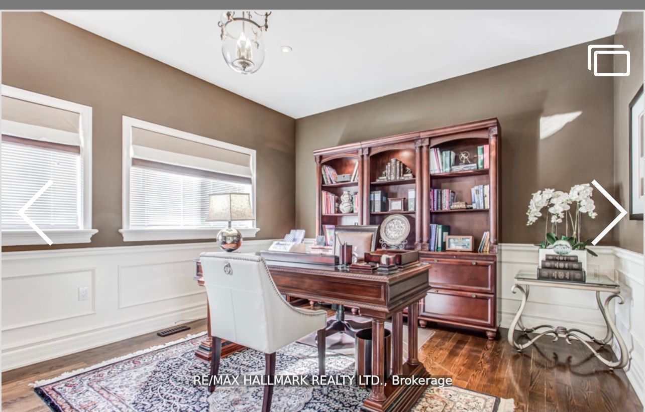 384 Kennedy Street W