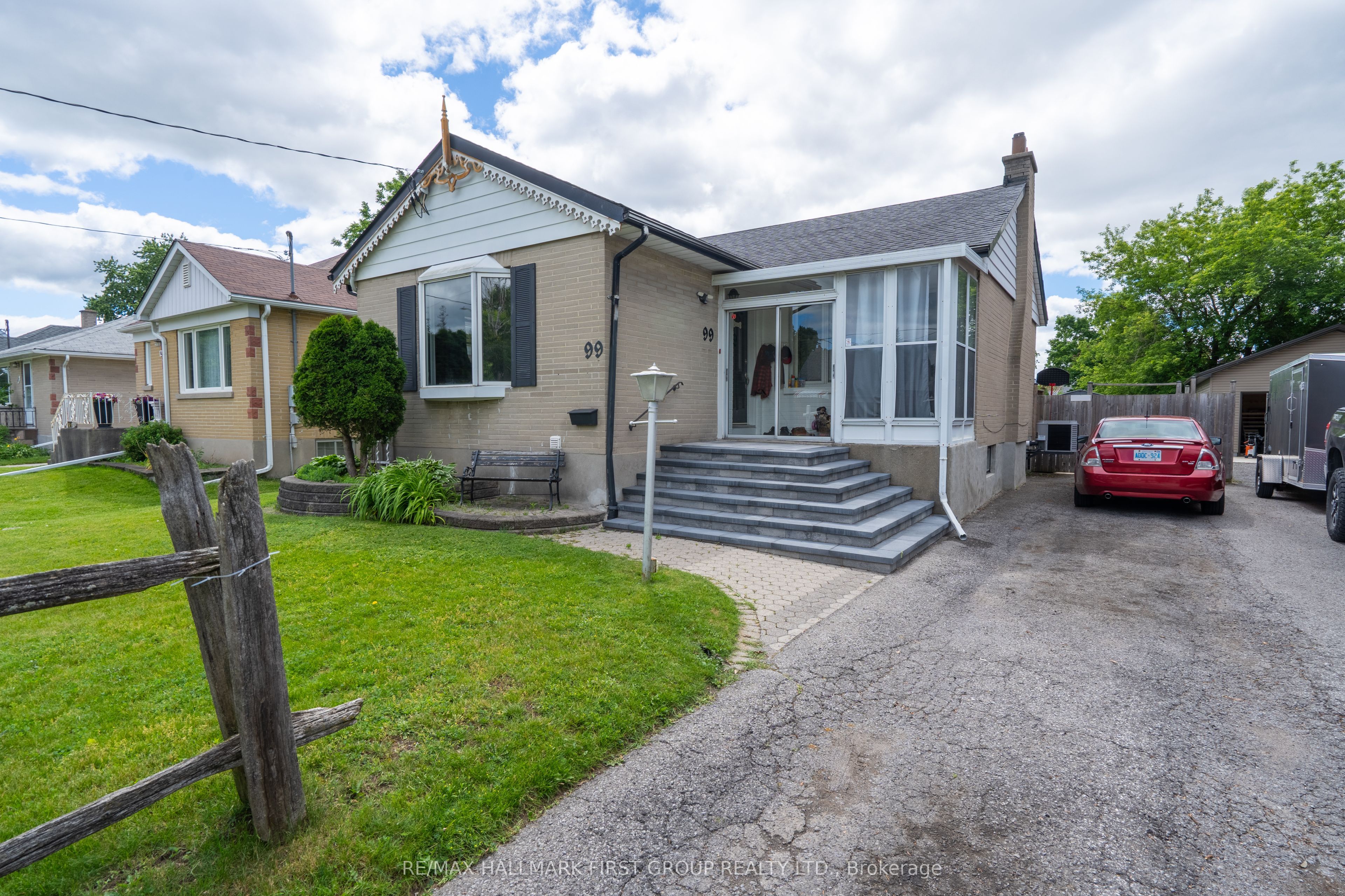 99 Pontiac Avenue