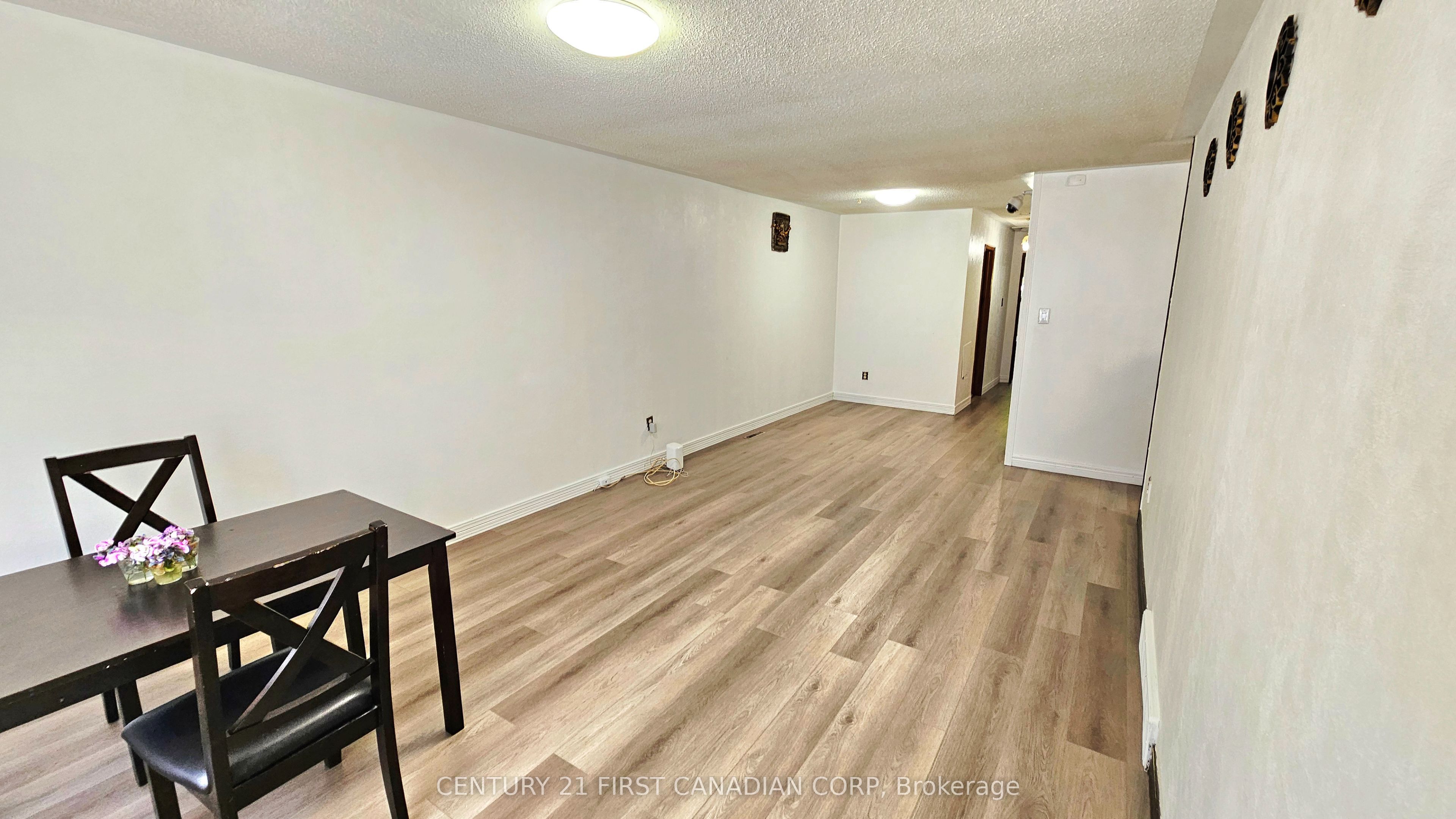 17 Edgemere Crescent