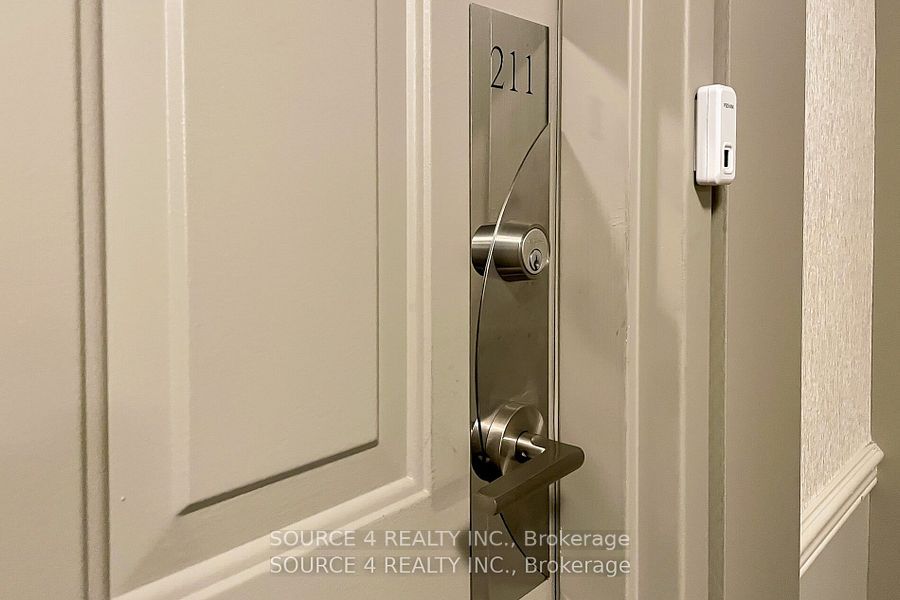 141 Woodbridge Avenue 211