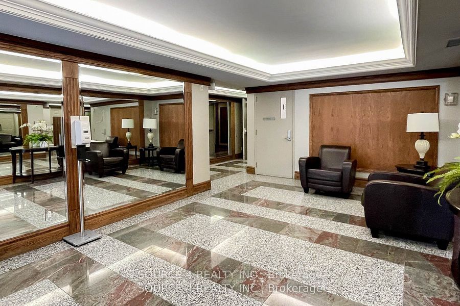 141 Woodbridge Avenue 211