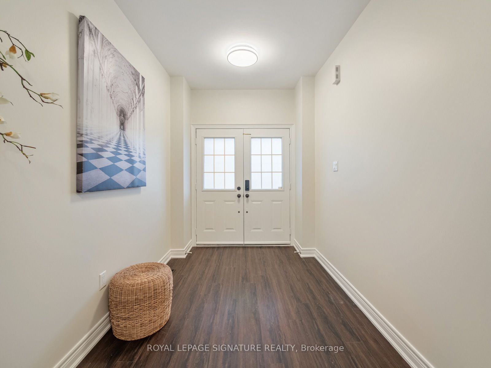 277 Bathurst Glen Drive