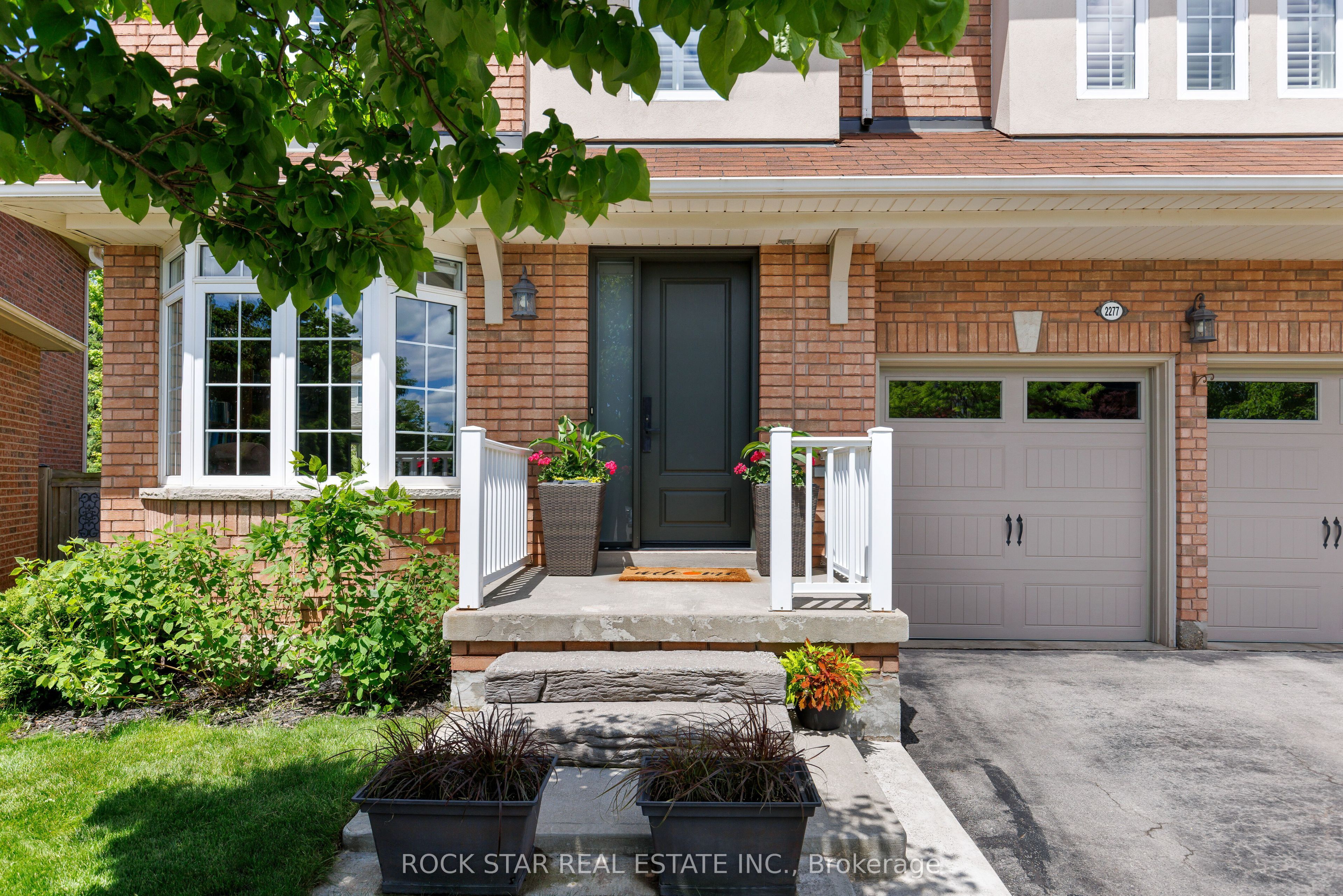 2277 Blue Oak Circle