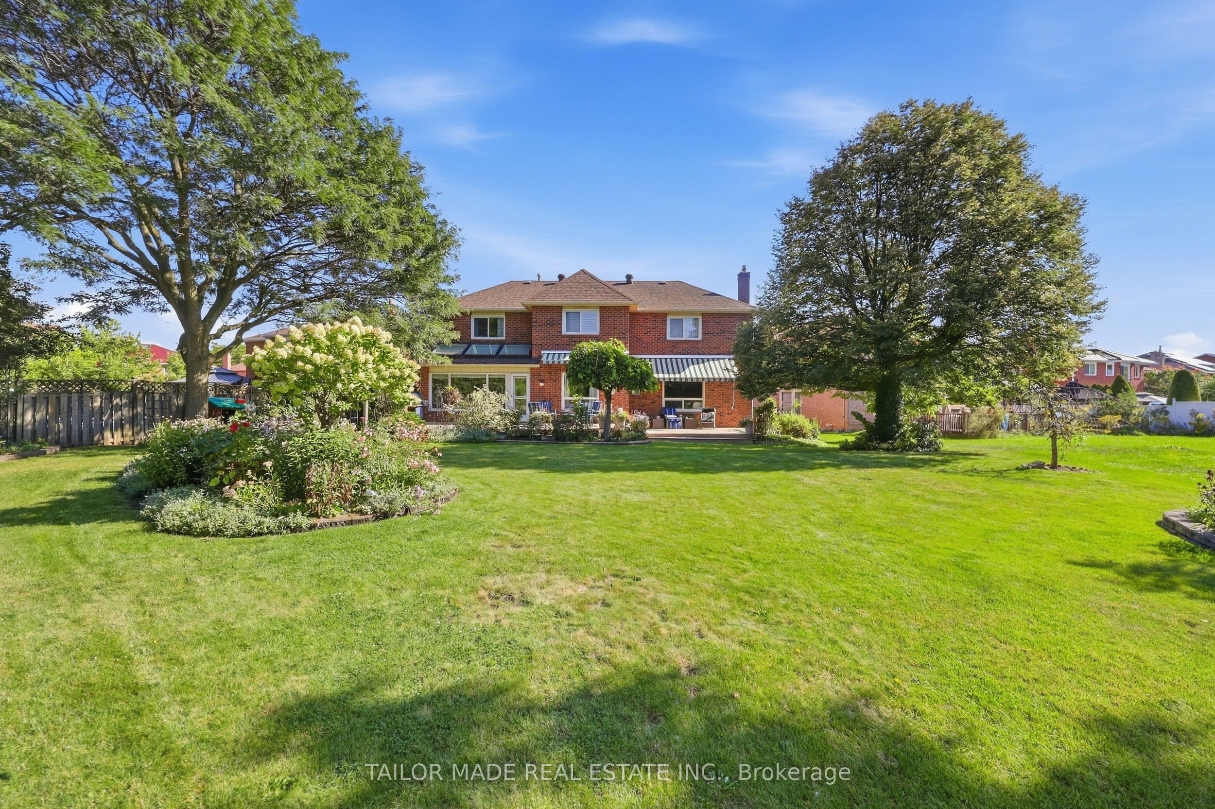 52 Casper Crescent