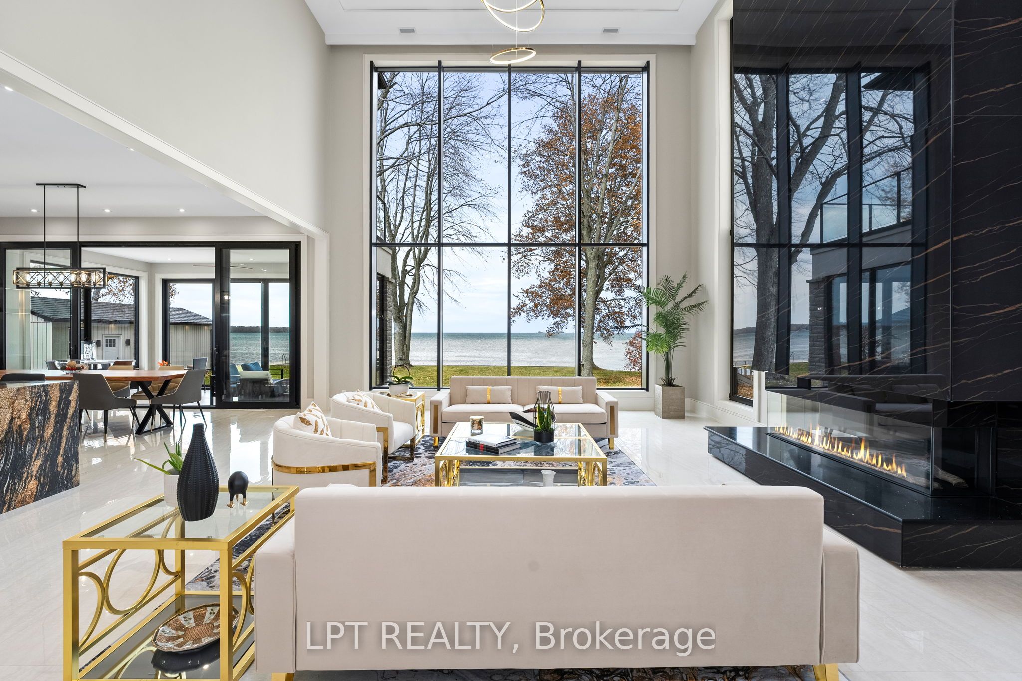 98 Mcrae Beach Road S