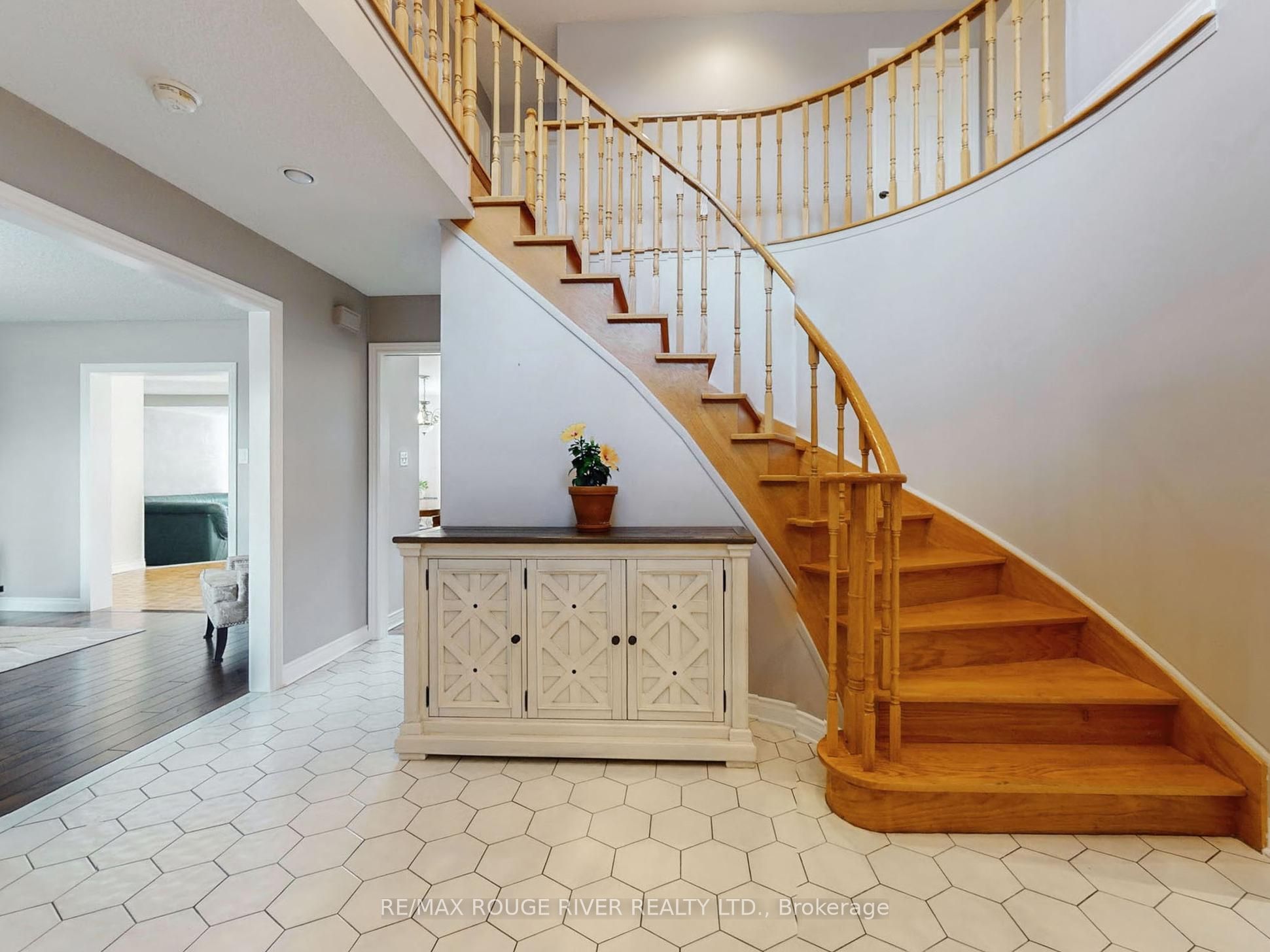 3555 Westney Road