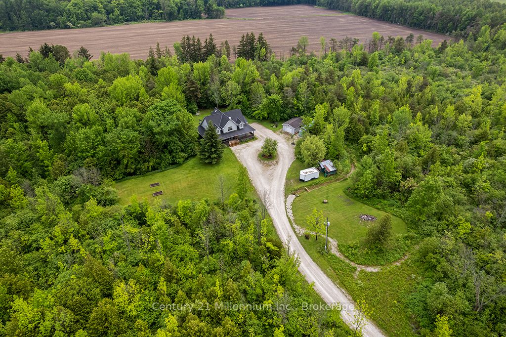 245650 22 Side Road