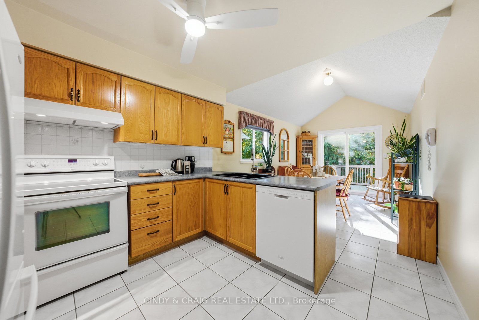 318 Sandringham Drive