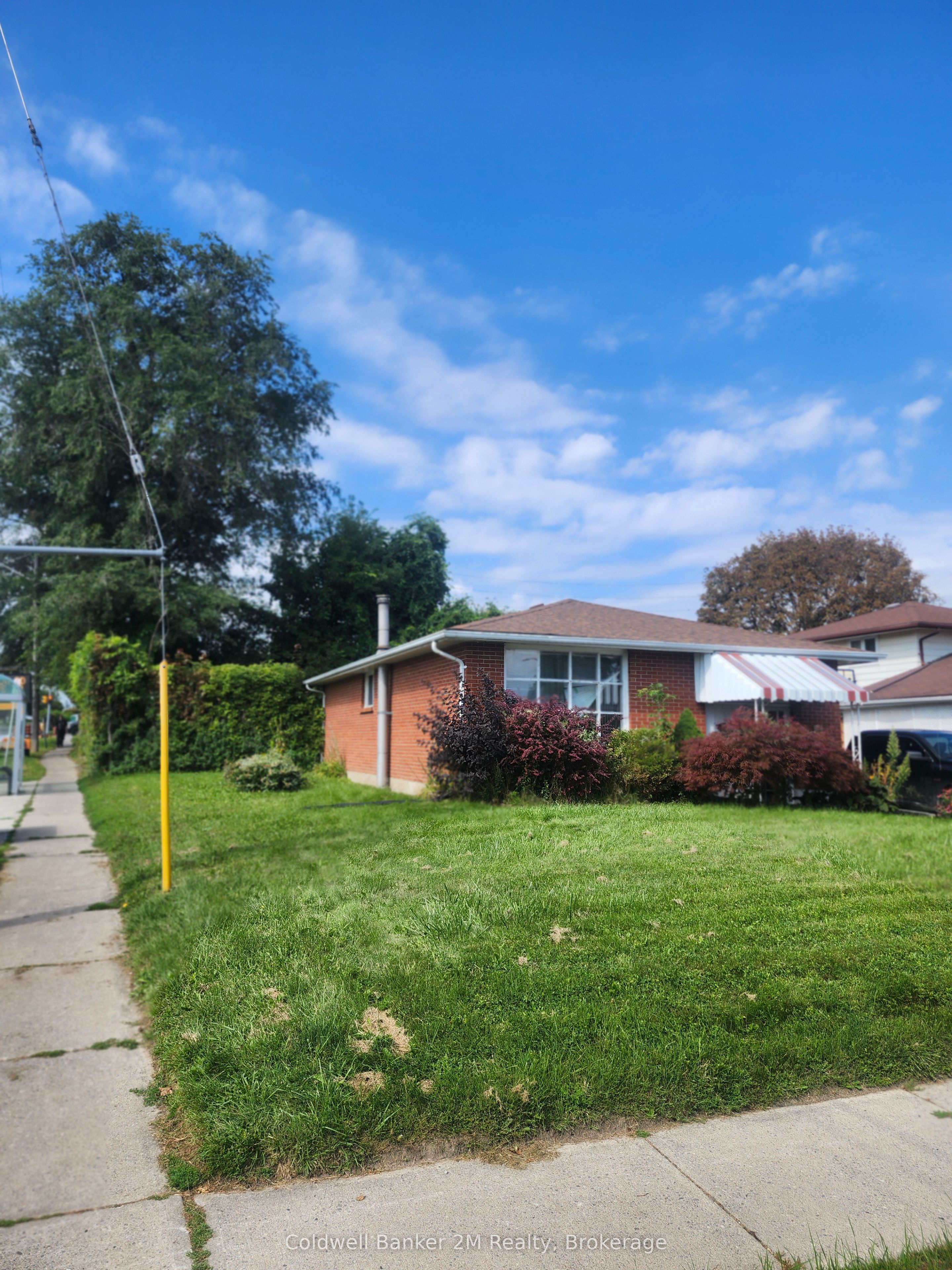 64 Claymore Crescent