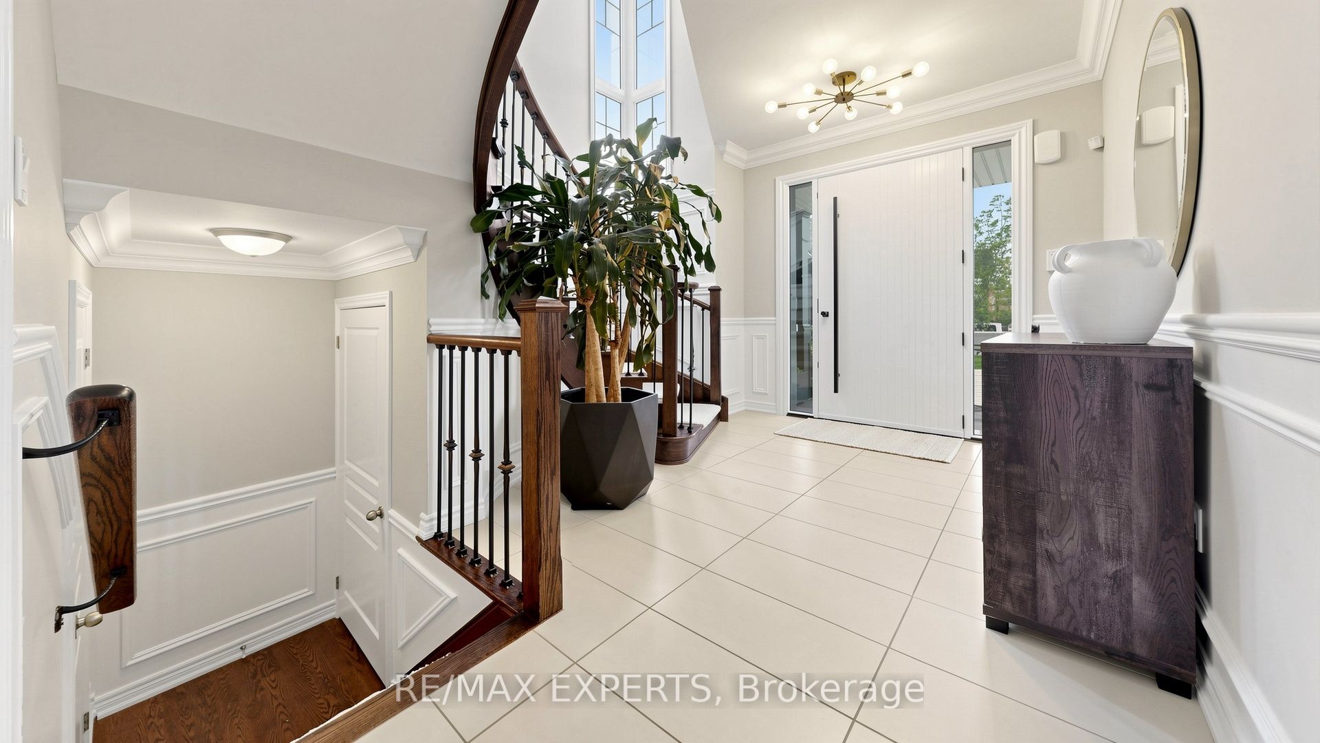 22 Red Tree Drive