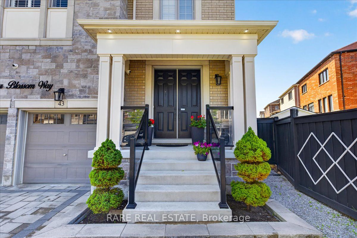 43 Pear Blossom Way