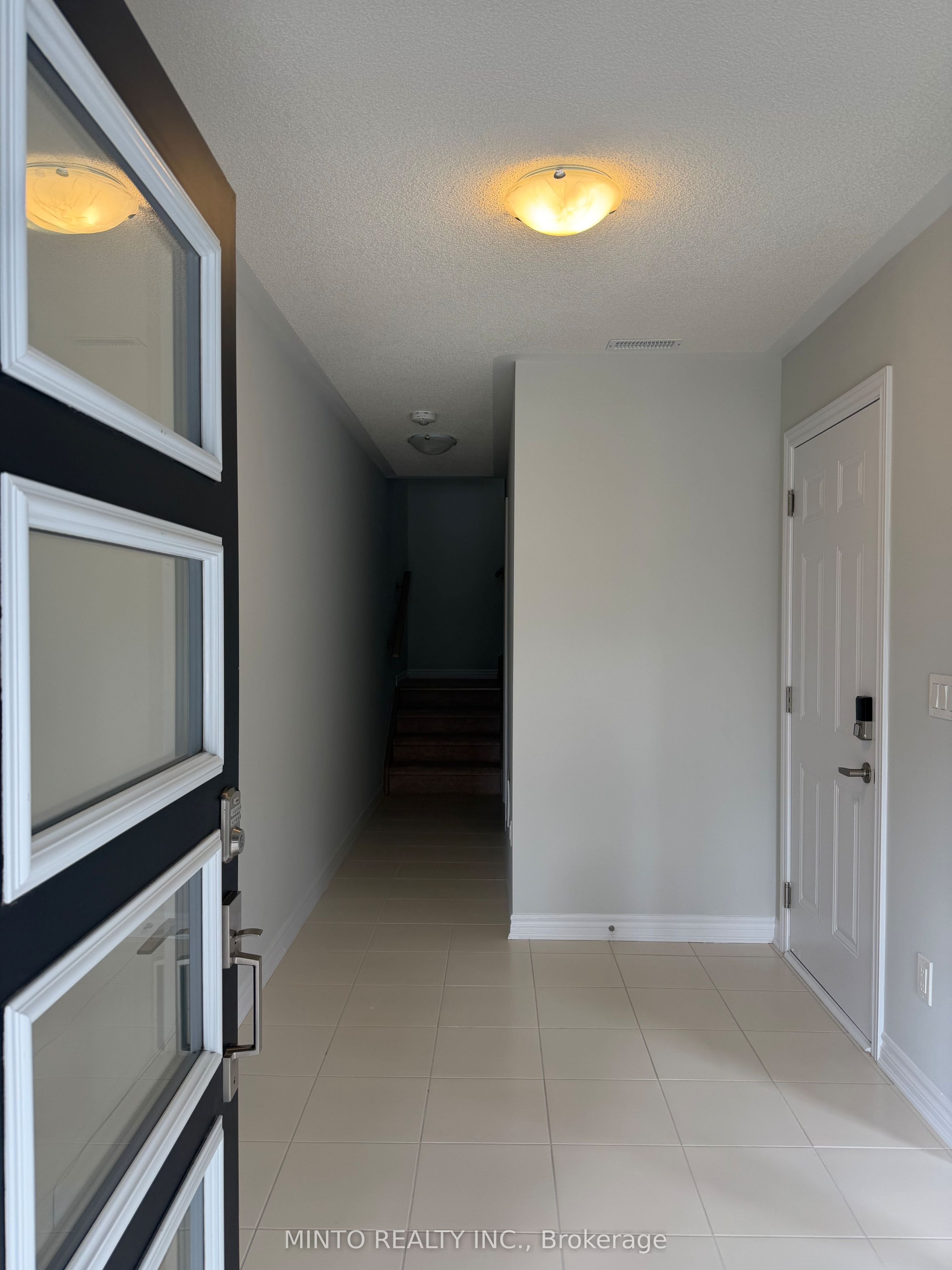 1142 Greentree Path