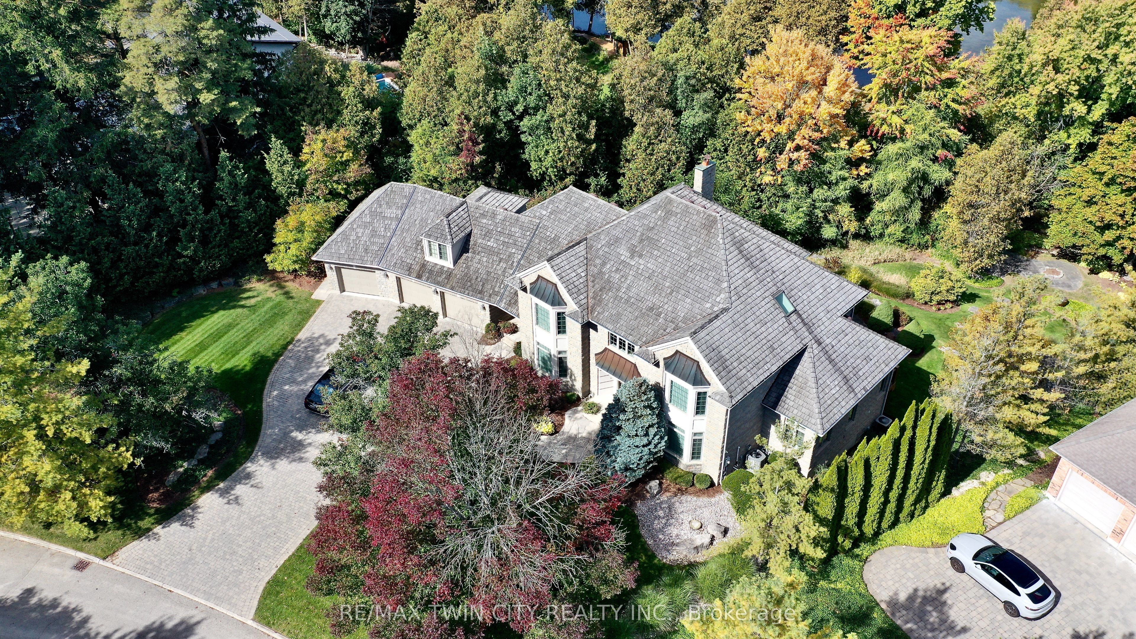 338 RIVER OAK Place