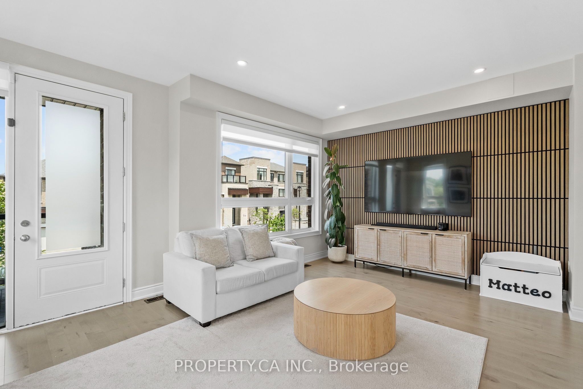 556 New England Court