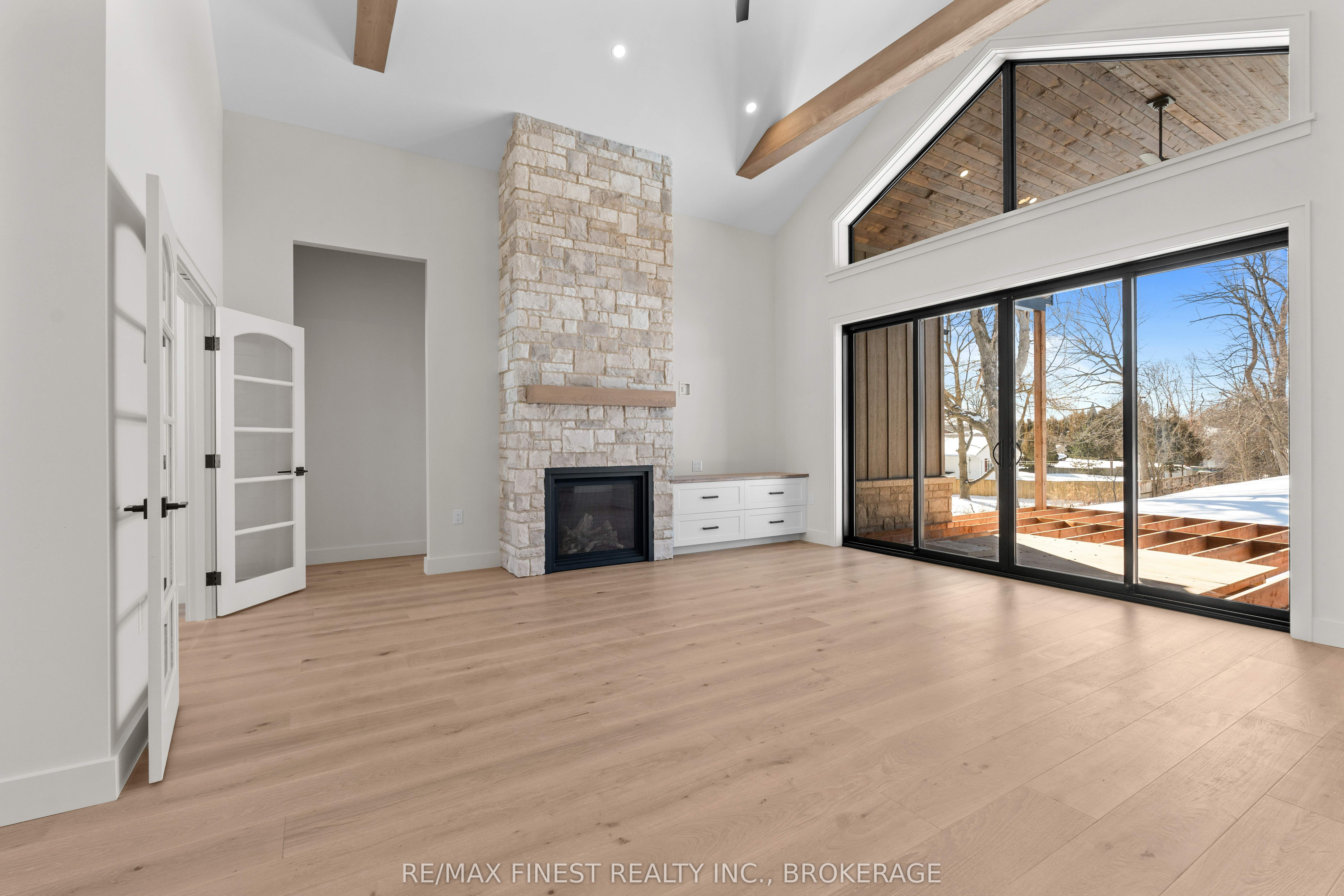 371 Maple Ridge Drive