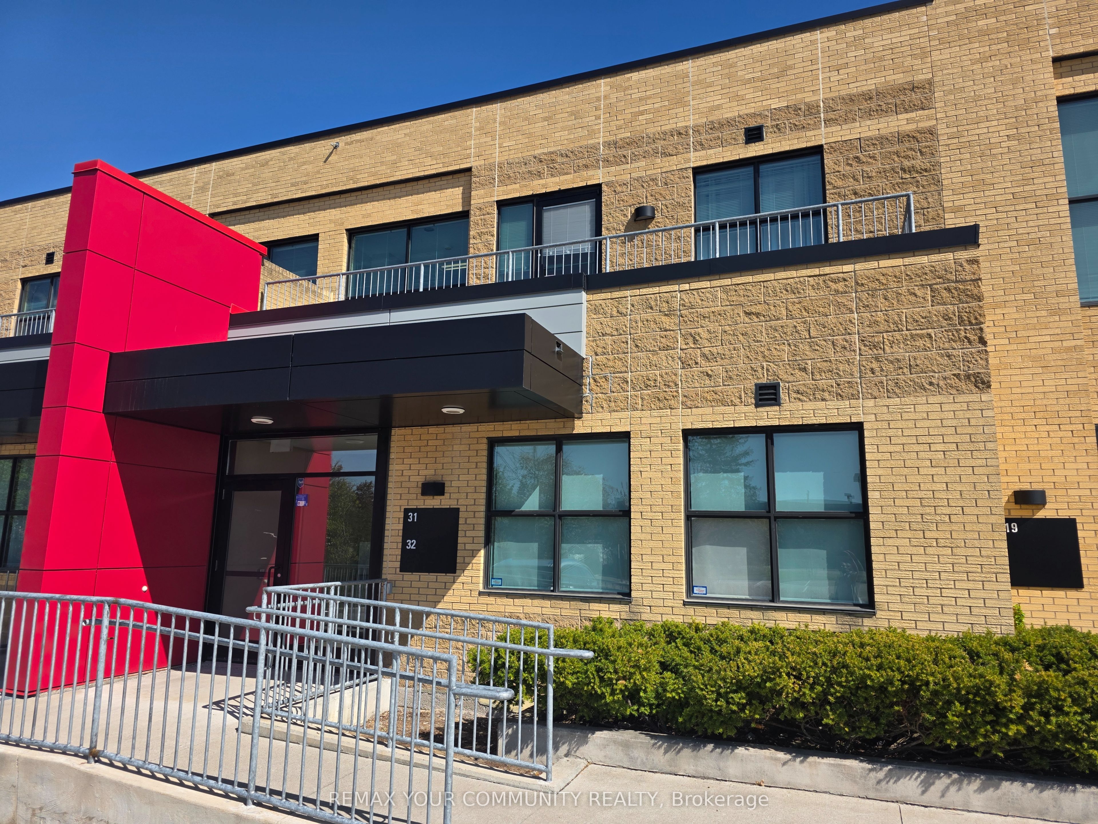 2155 Dunwin Drive Dr 31-32