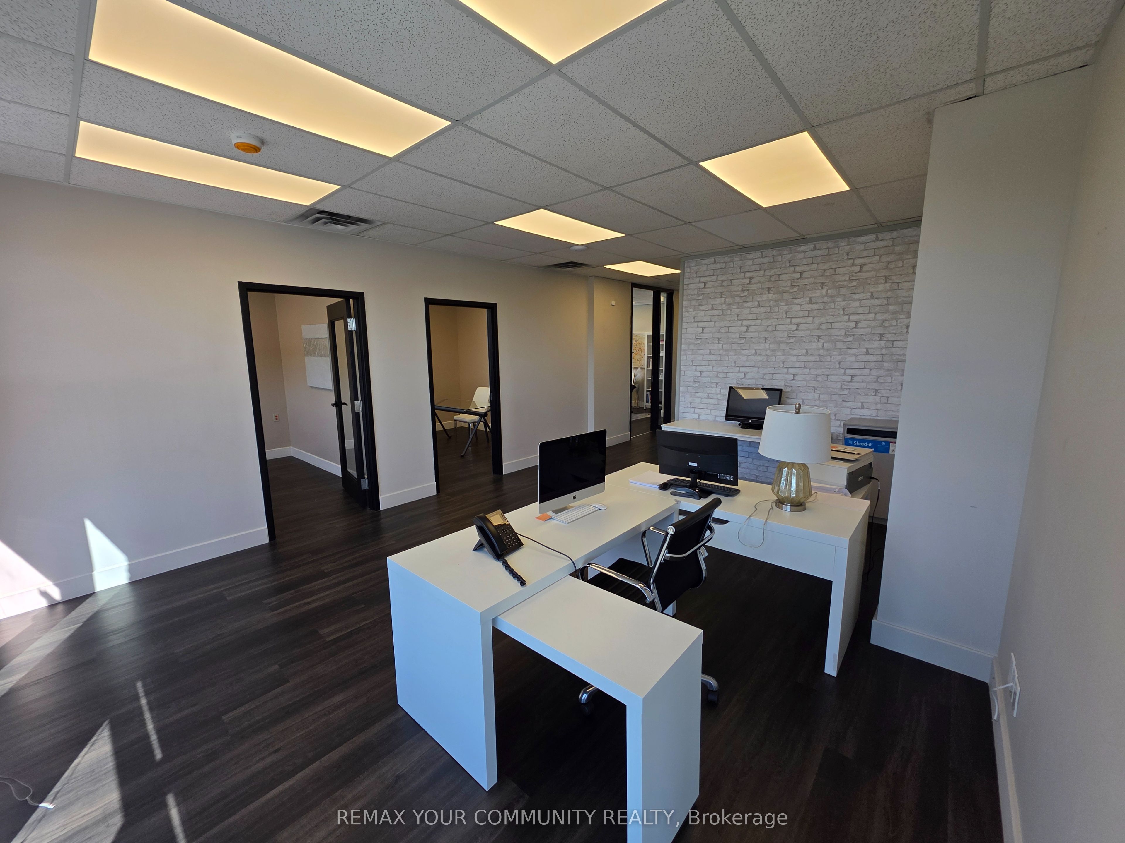 2155 Dunwin Drive Dr 31-32