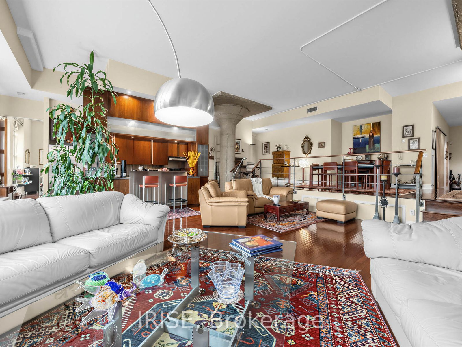155 Dalhousie Street W 1014