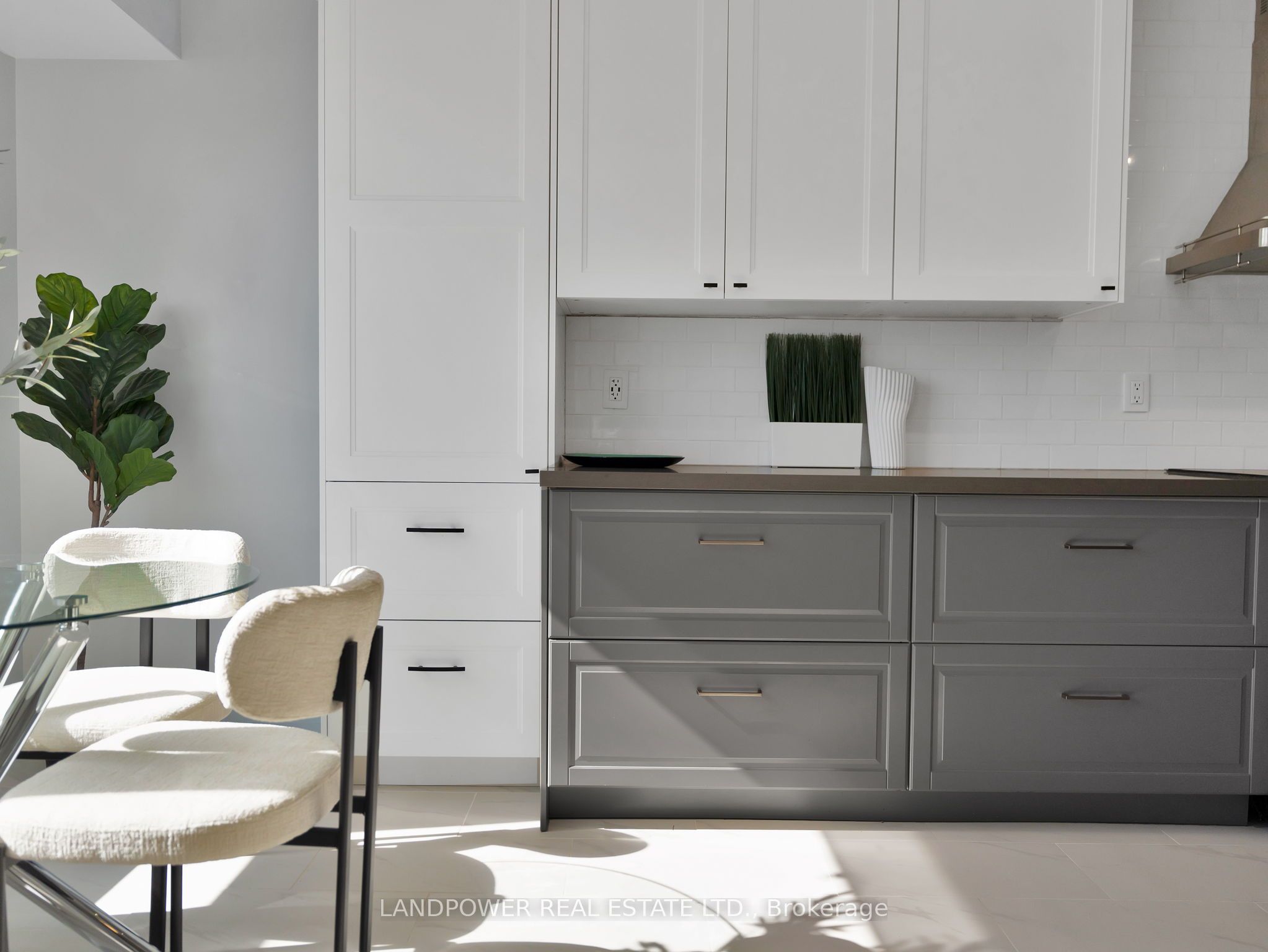 228 Bonis Avenue 803