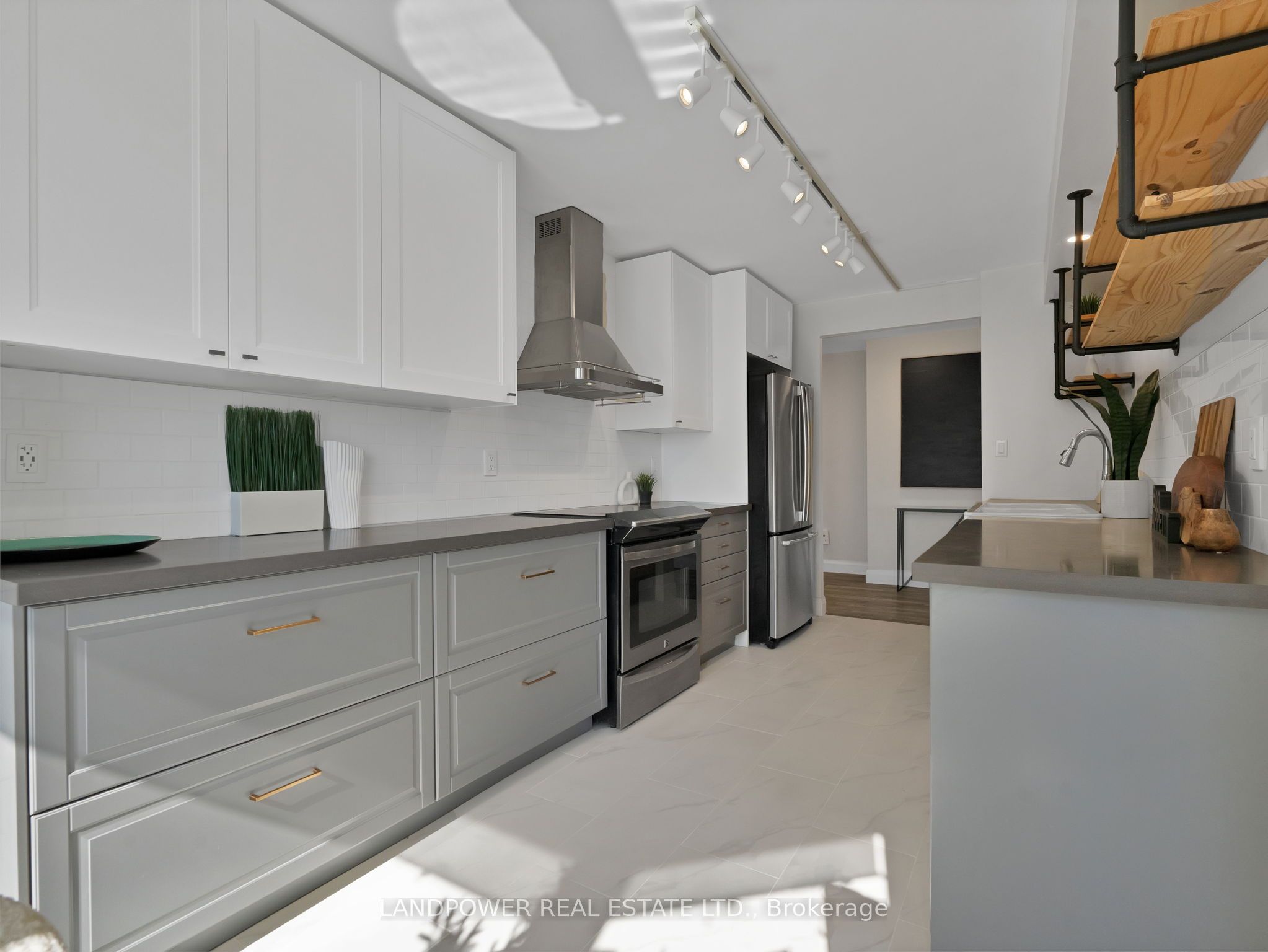 228 Bonis Avenue 803