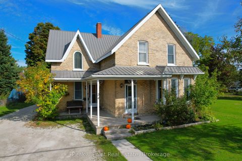 24 QUEEN Street E South Bruce Peninsula ON N0H 1P0