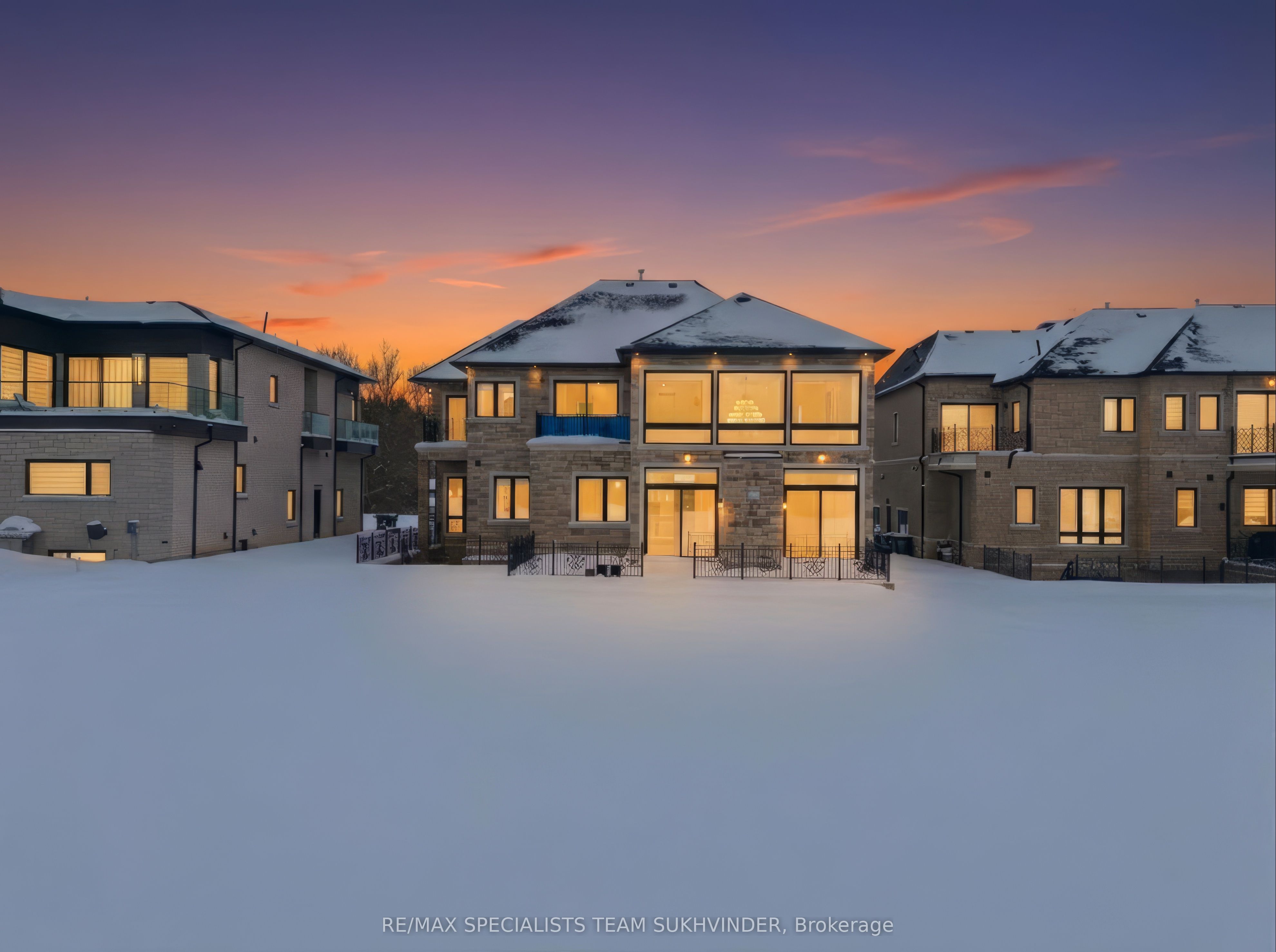 2882 Charleston Side Road