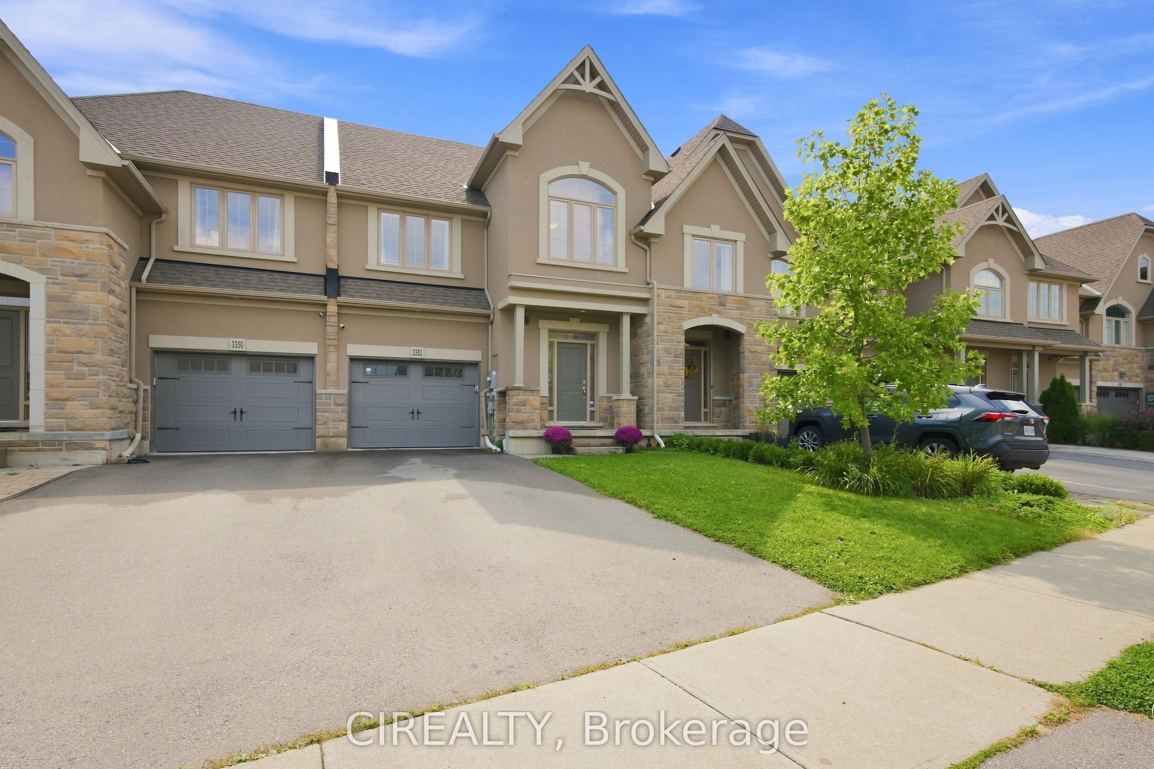 3352 Stalybridge Road