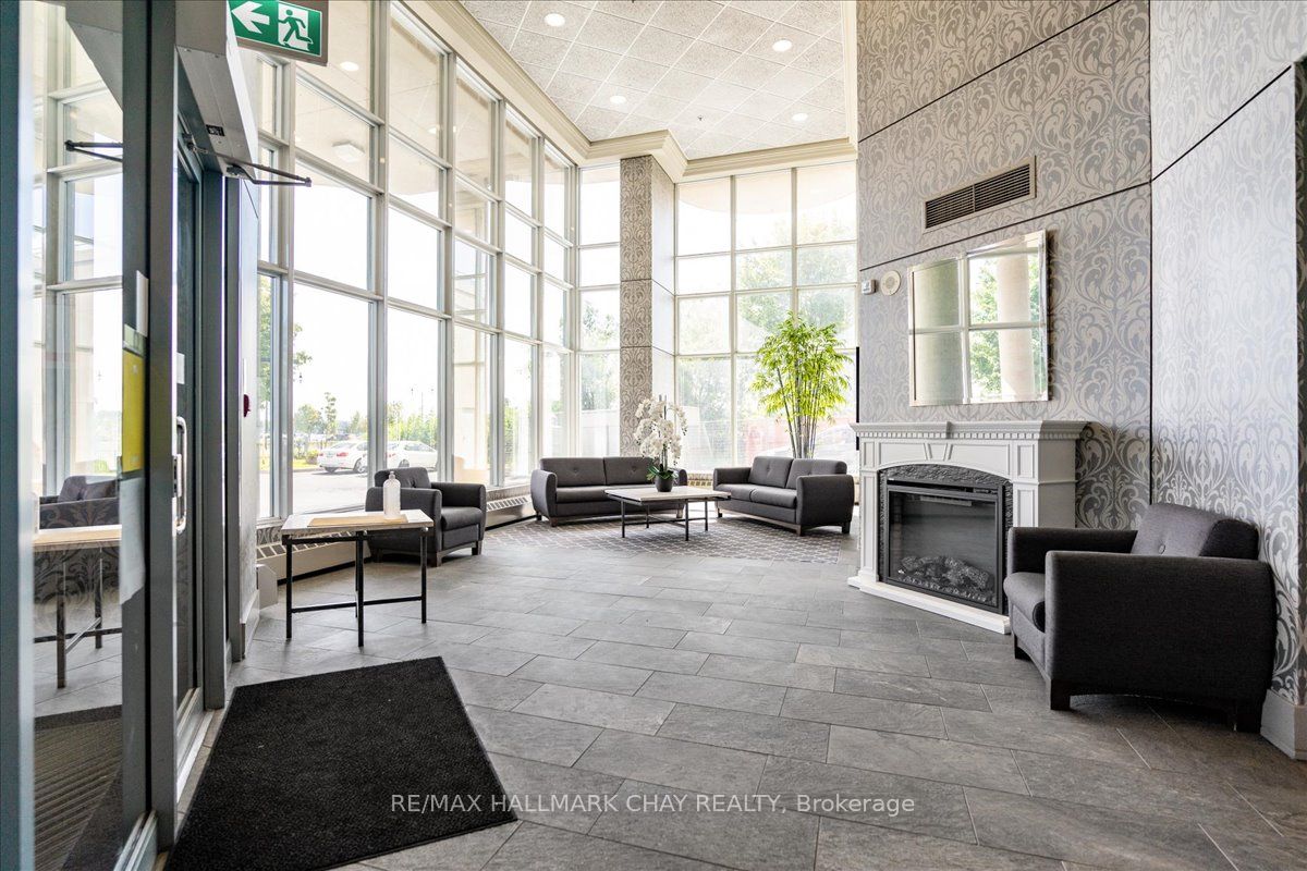 2 Toronto Street 1404